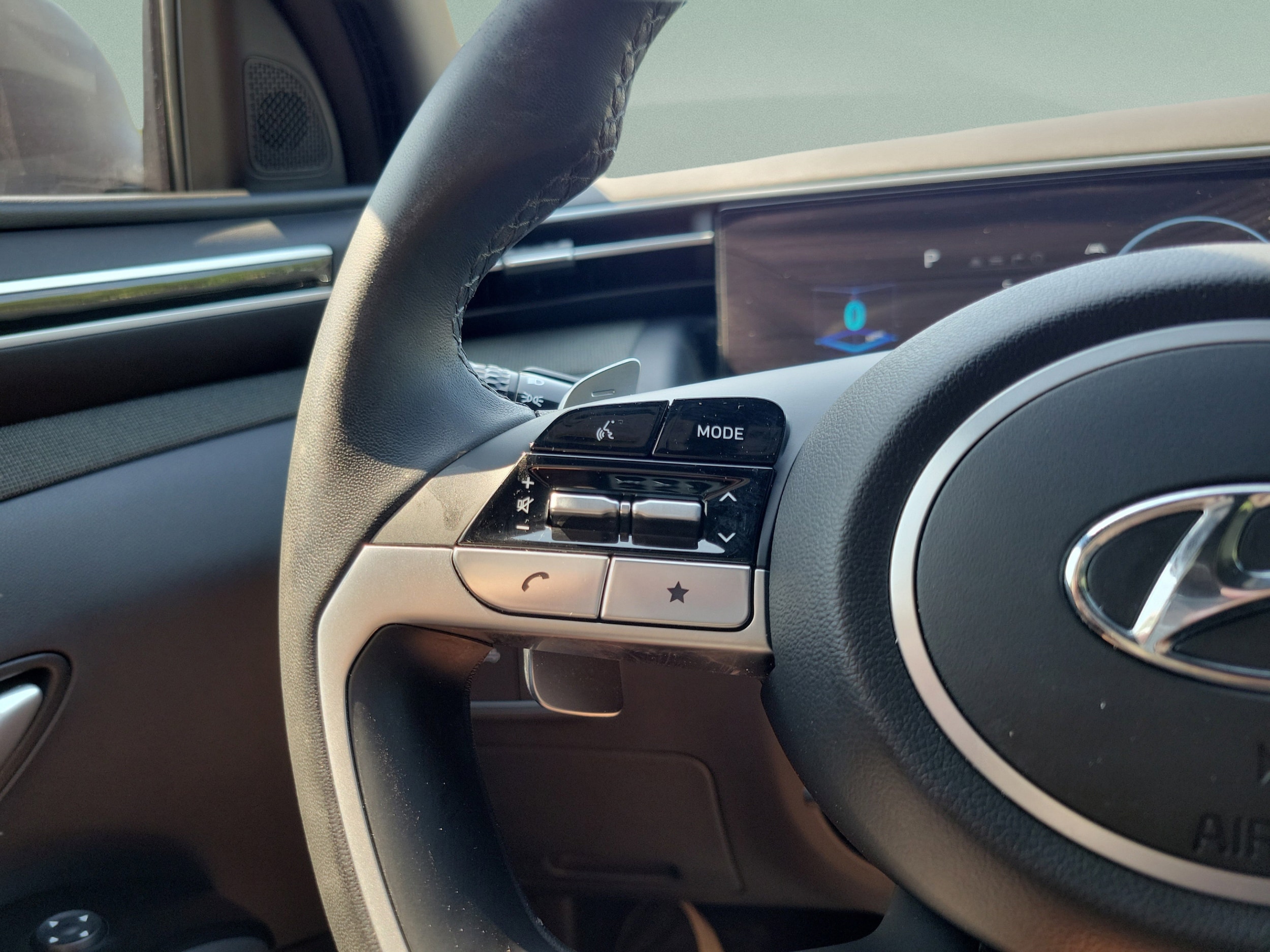 2024 Hyundai Santa Cruz Limited - Photo 17