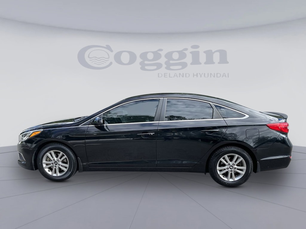 Used 2017 Hyundai Sonata SE Sedan
