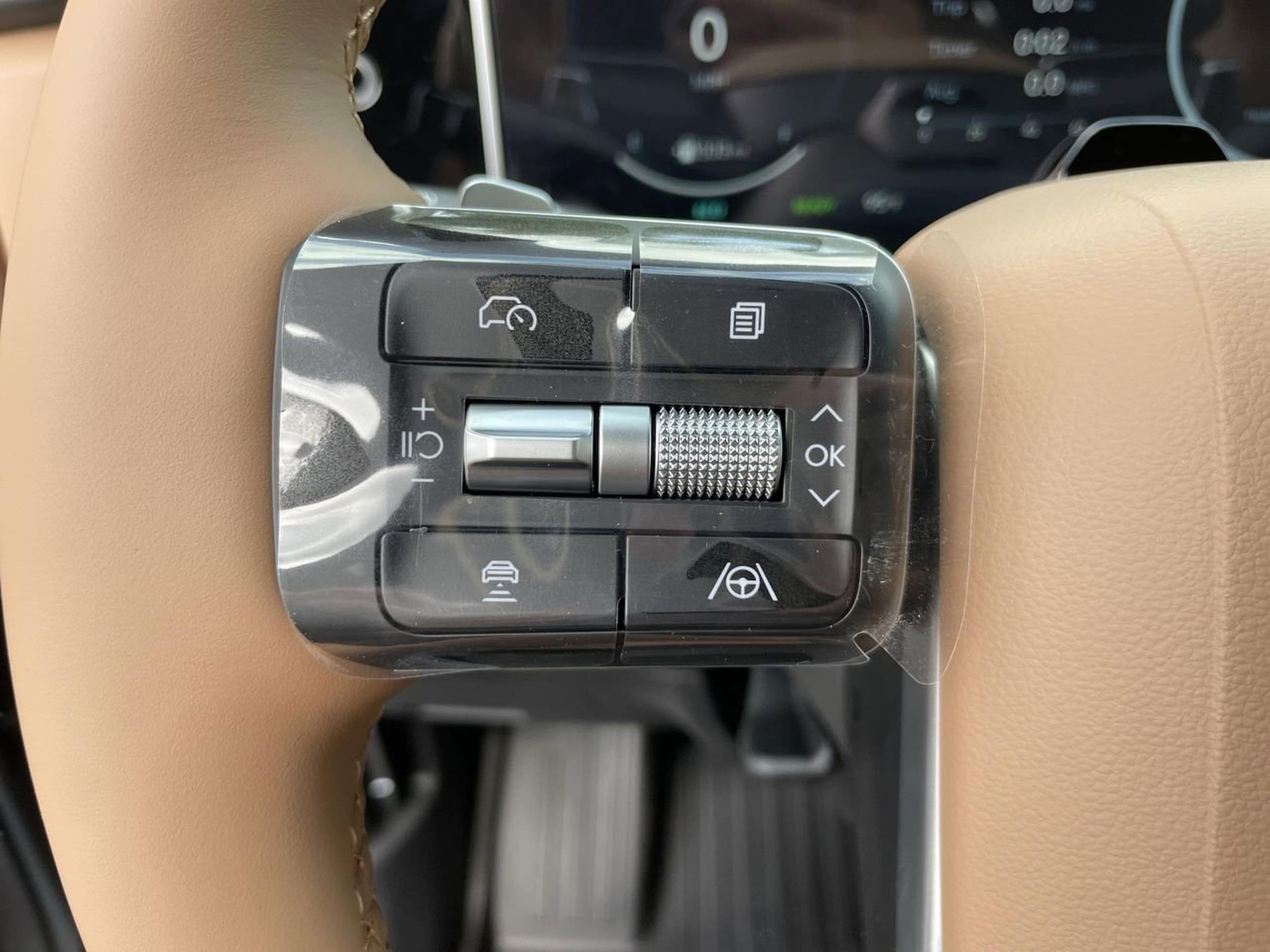 2026 Hyundai Santa Fe Limited - Photo 13