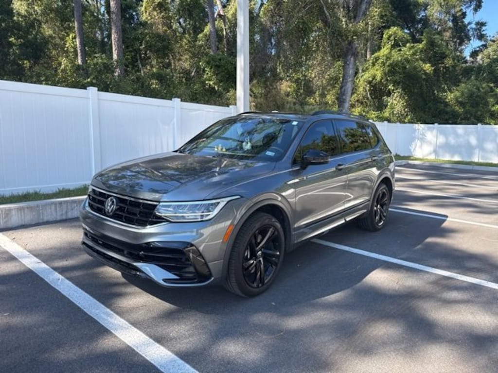 Used 2024 Volkswagen Tiguan 2.0T SE R-Line Black SUV