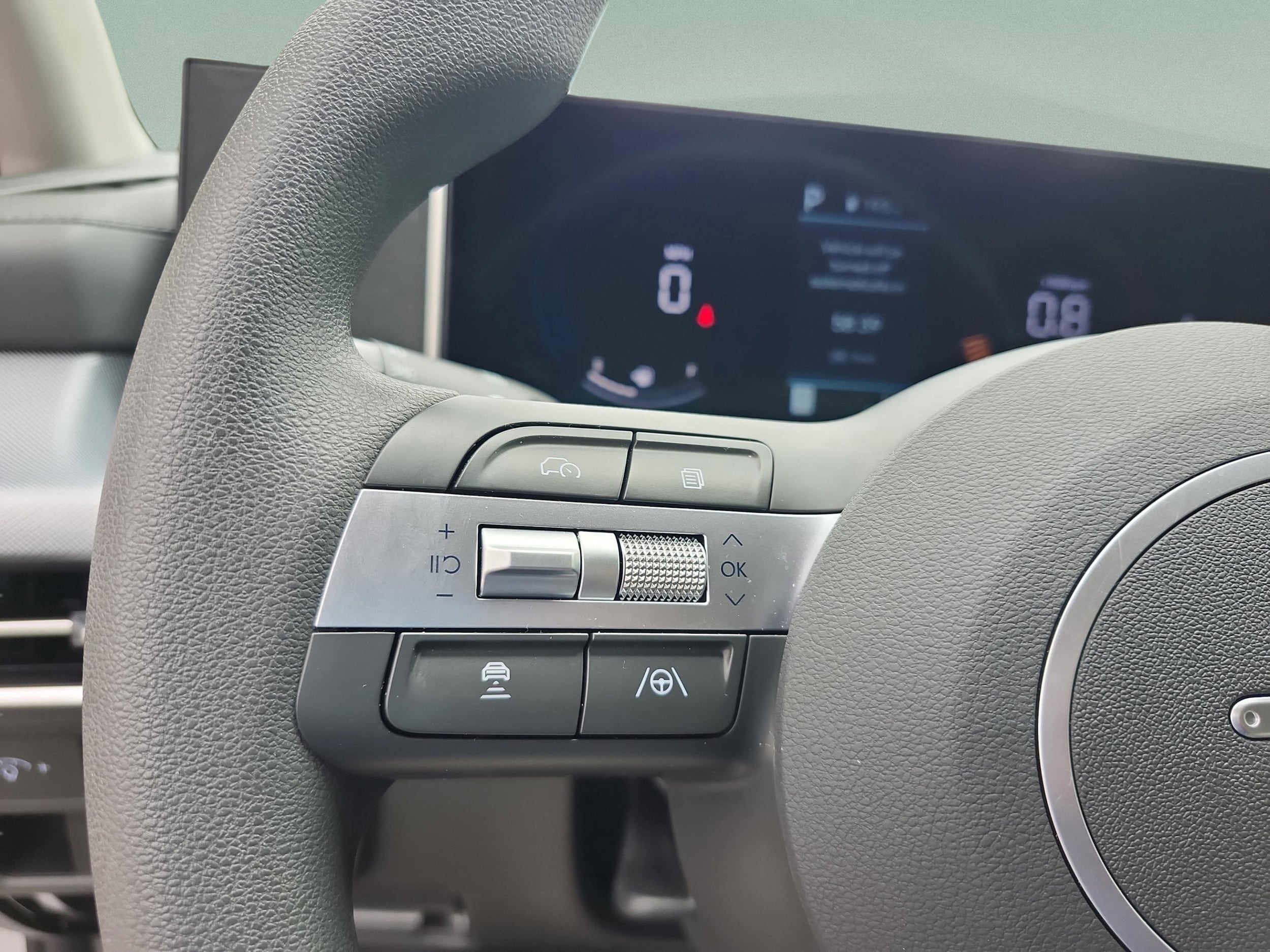 2025 Hyundai Sonata SEL - Photo 13