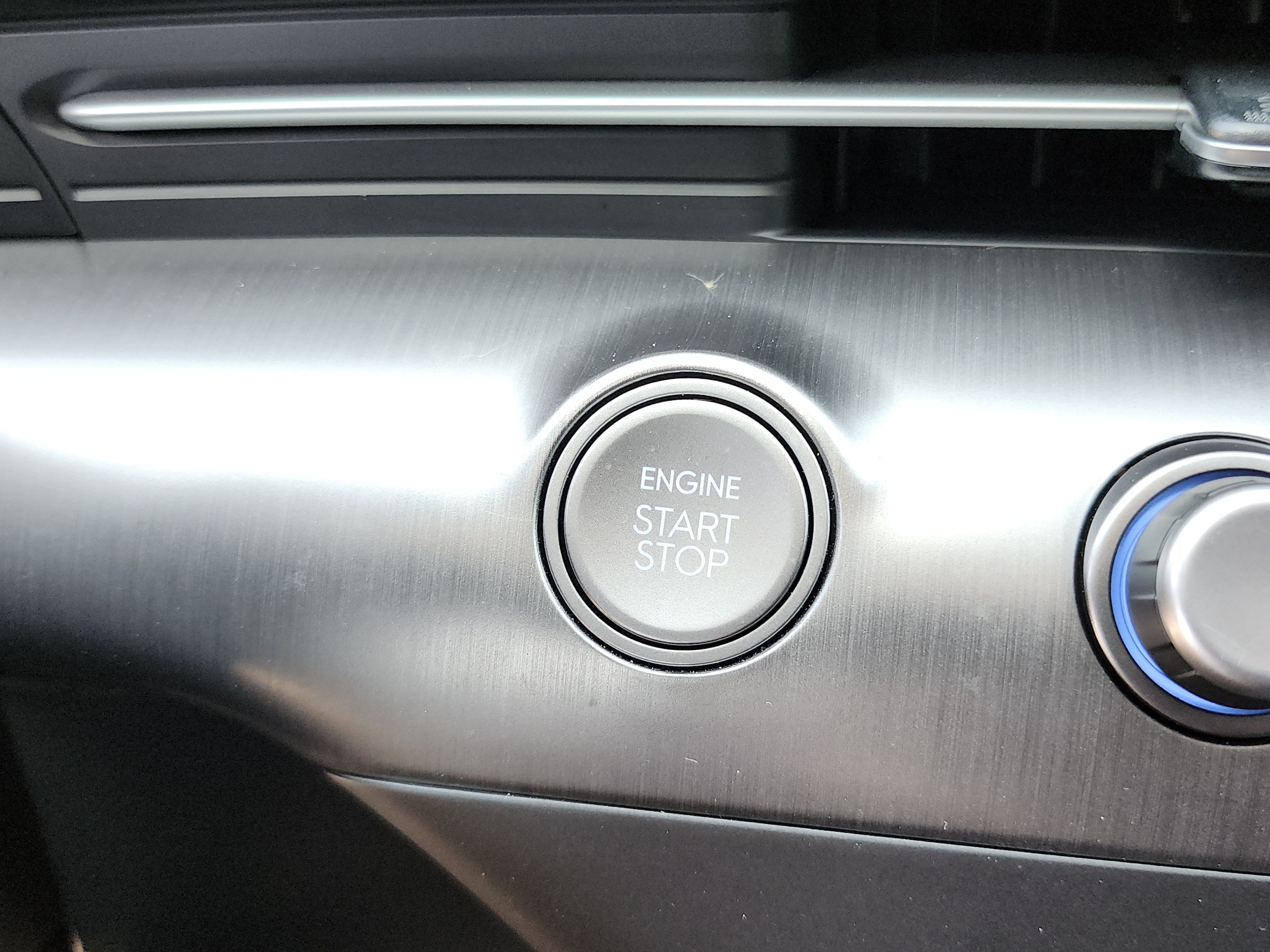 2025 Hyundai Kona SEL - Photo 32