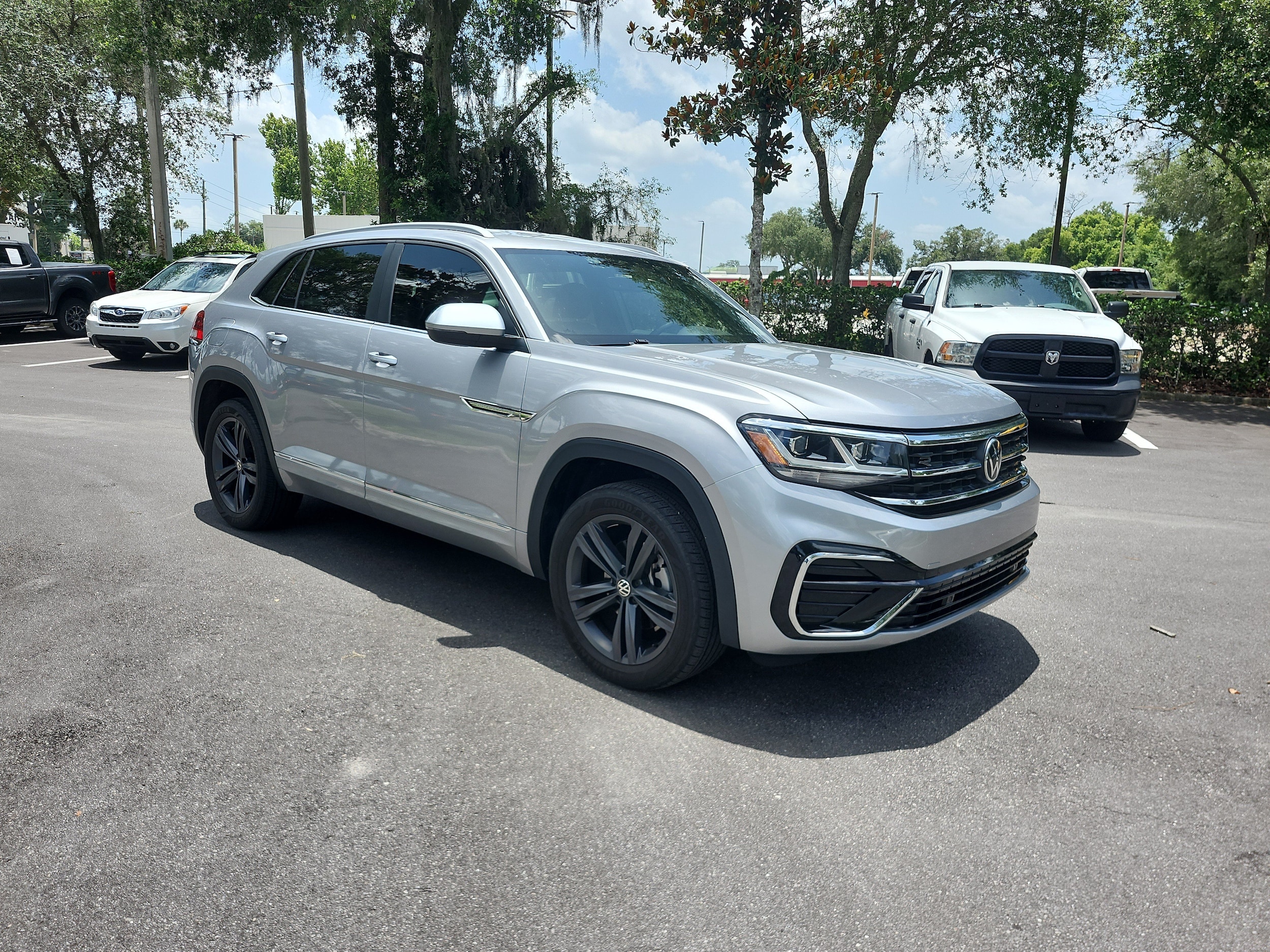 2020 Volkswagen Atlas Cross Sport SE w/Tech R-Line - Photo 8