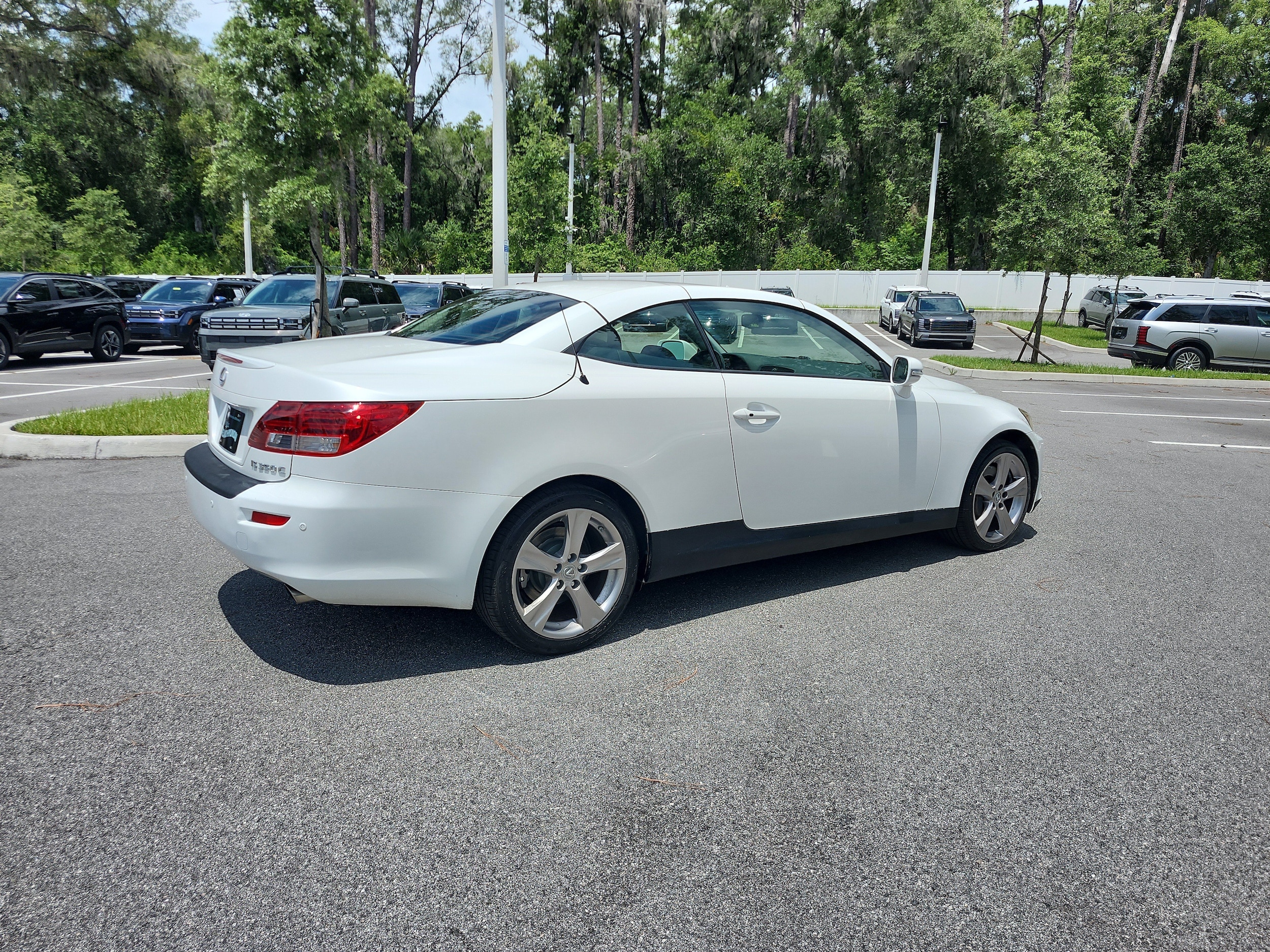 2012 Lexus IS 350 - Photo 6