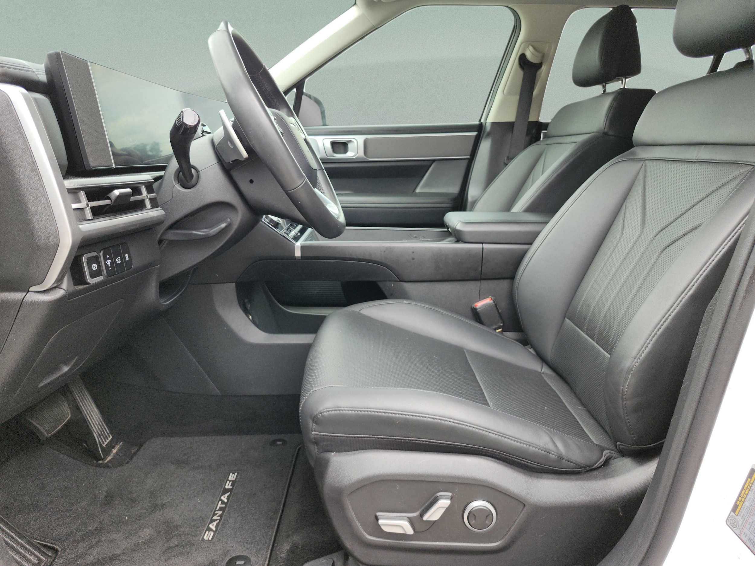 2025 Hyundai Santa Fe SEL - Photo 21