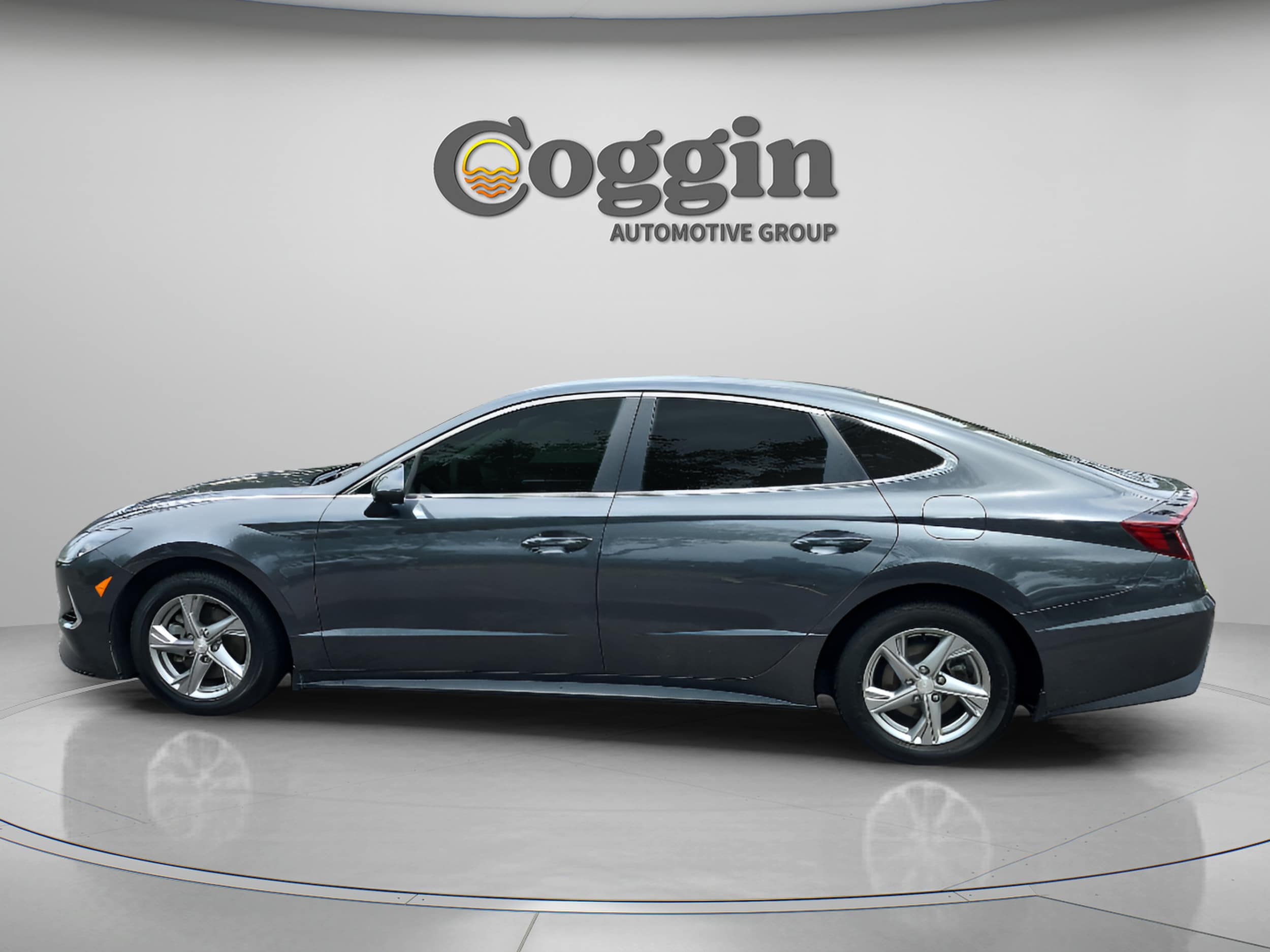 Used 2023 Hyundai Sonata SE with VIN KMHL24JAXPA252666 for sale in DeLand, FL