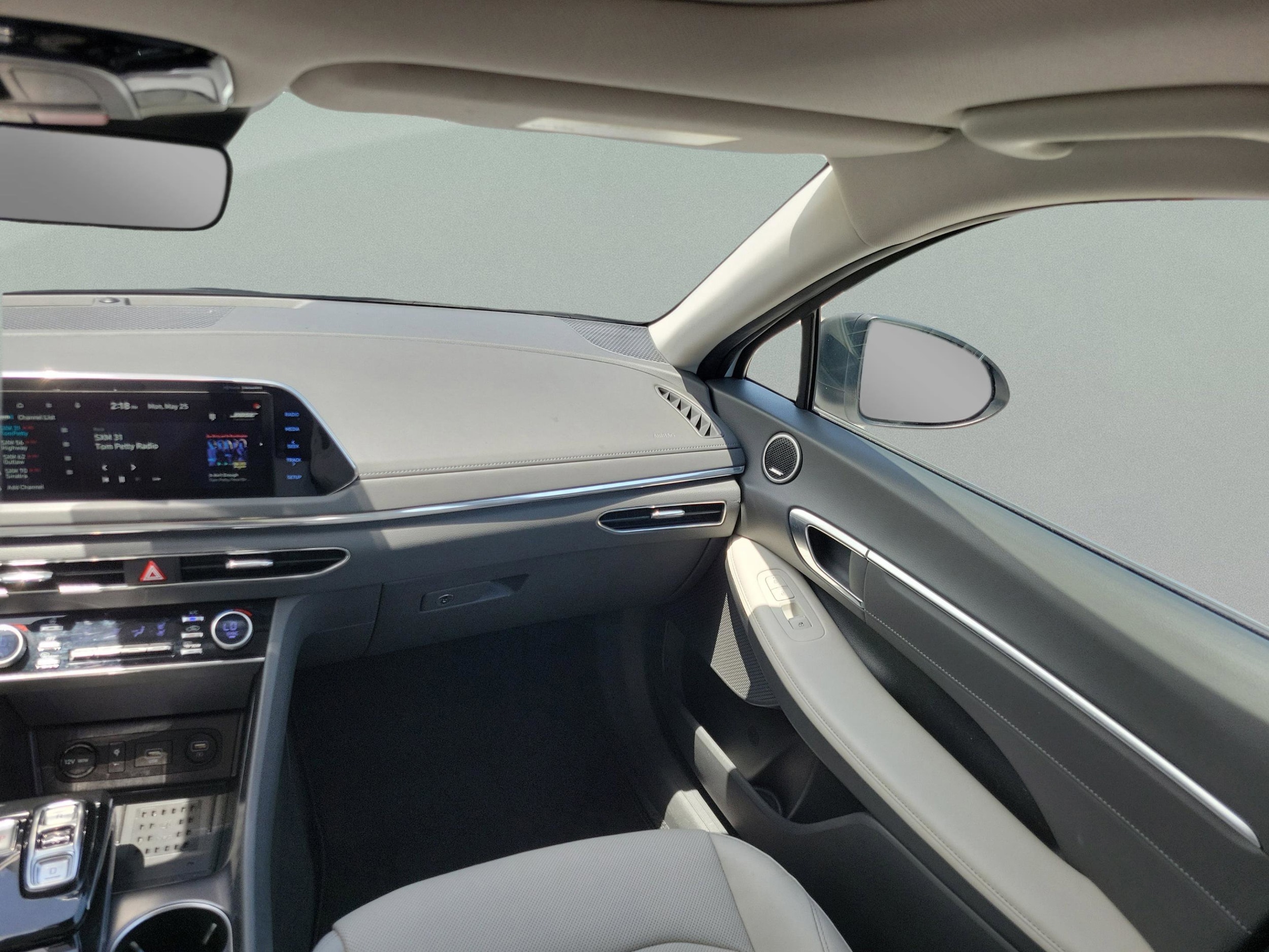 2022 Hyundai Sonata Limited - Photo 8