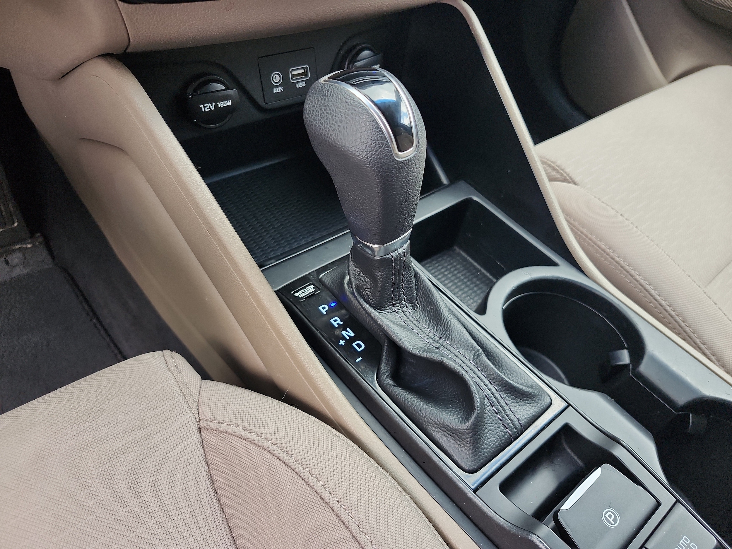 2019 Hyundai Tucson SE - Photo 16