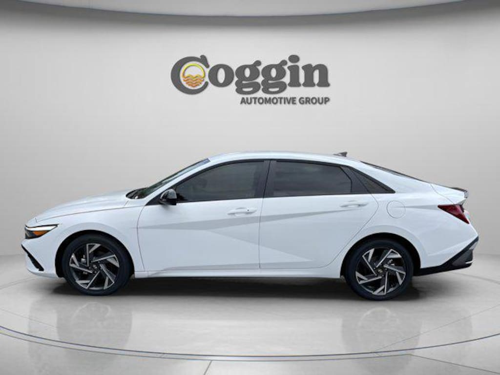 New 2025 Hyundai Elantra Hybrid SEL Sport Sedan