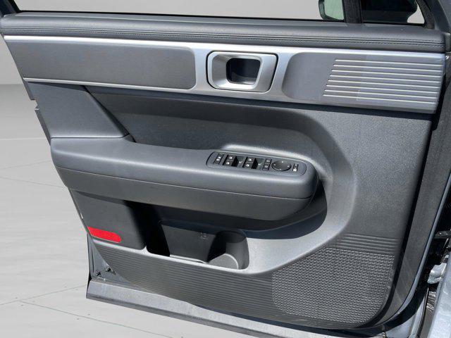 2026 Hyundai Santa Fe SE - Photo 16