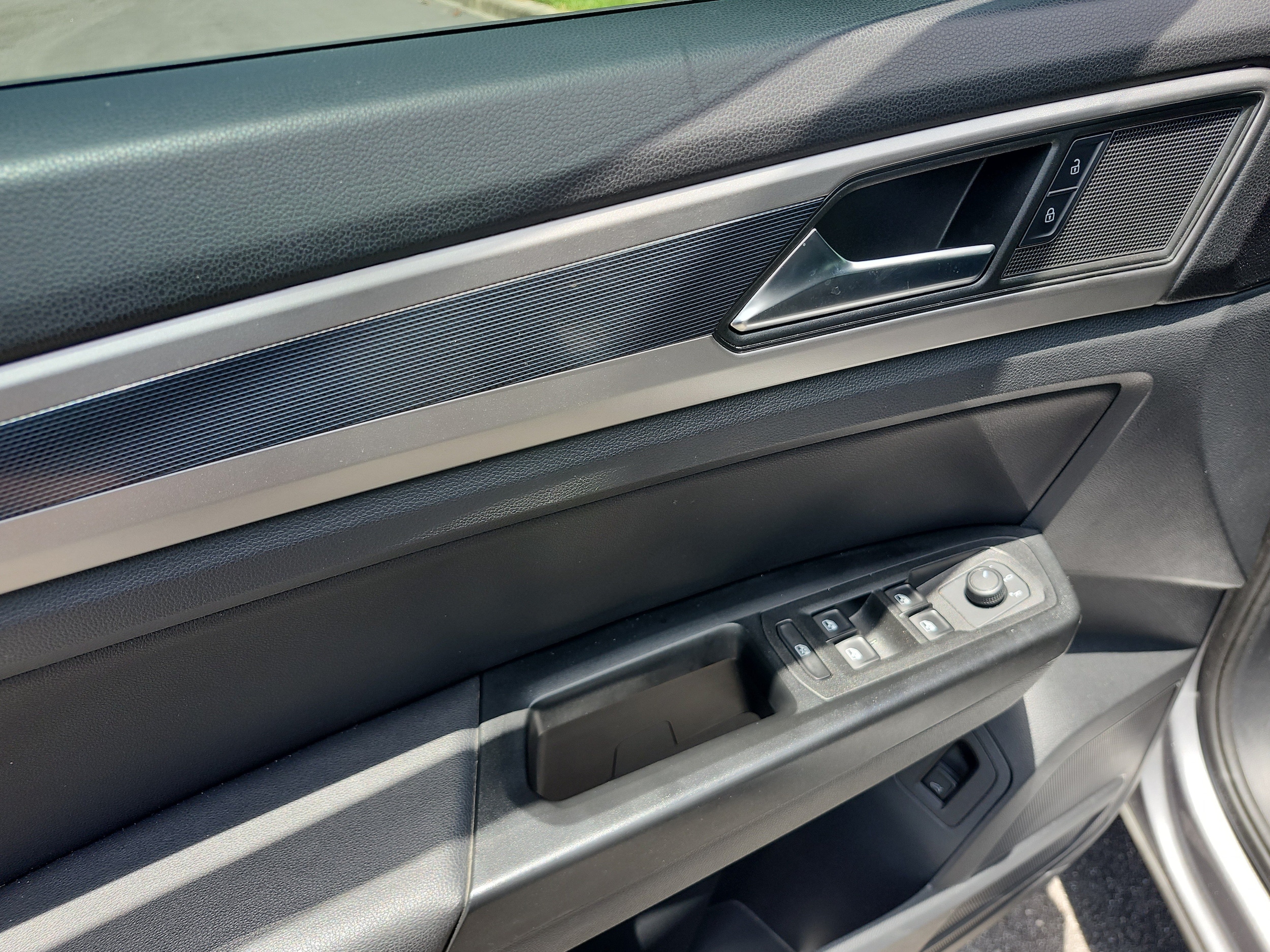 2020 Volkswagen Atlas Cross Sport SE w/Tech R-Line - Photo 18