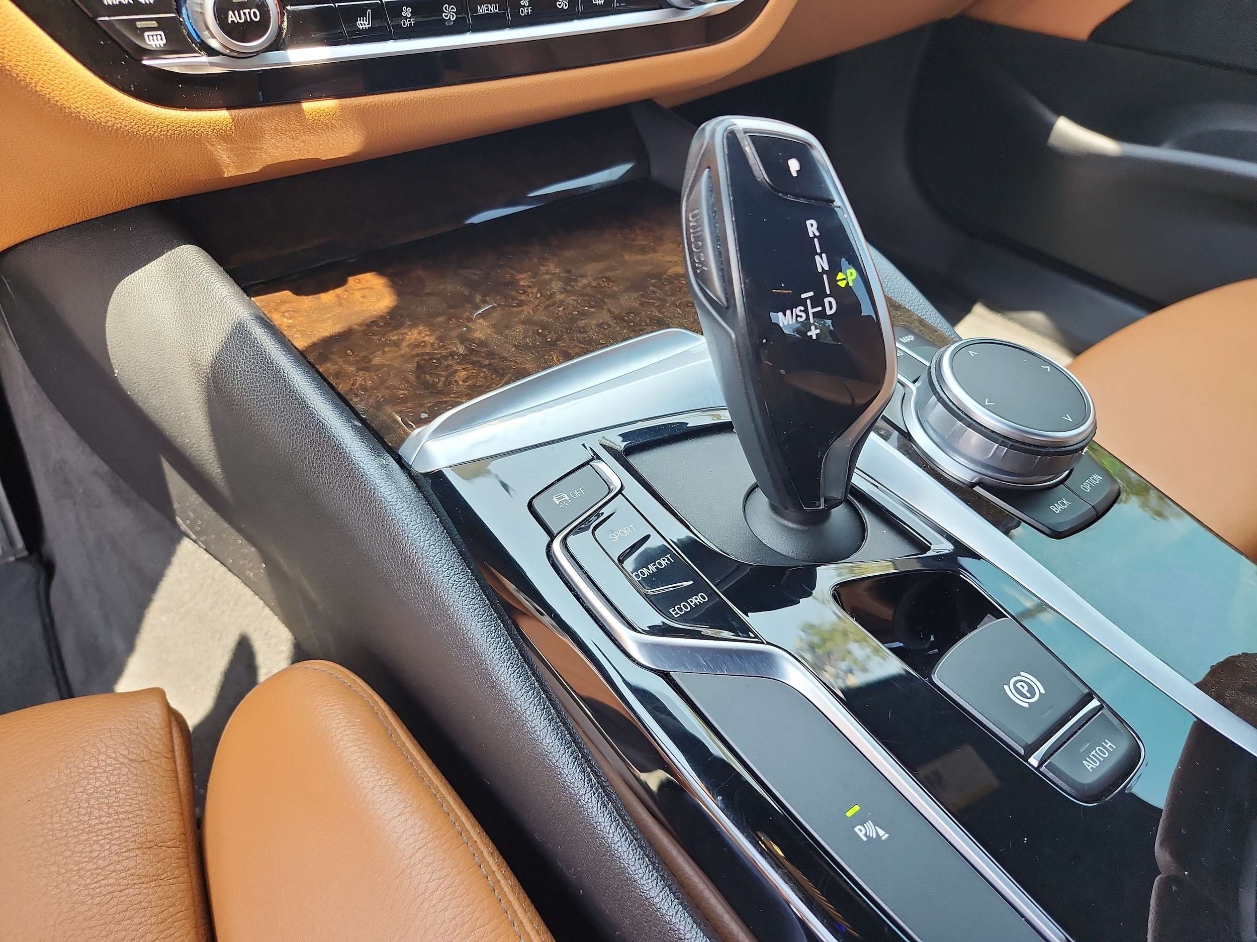 2020 BMW 5 Series 530i - Photo 15