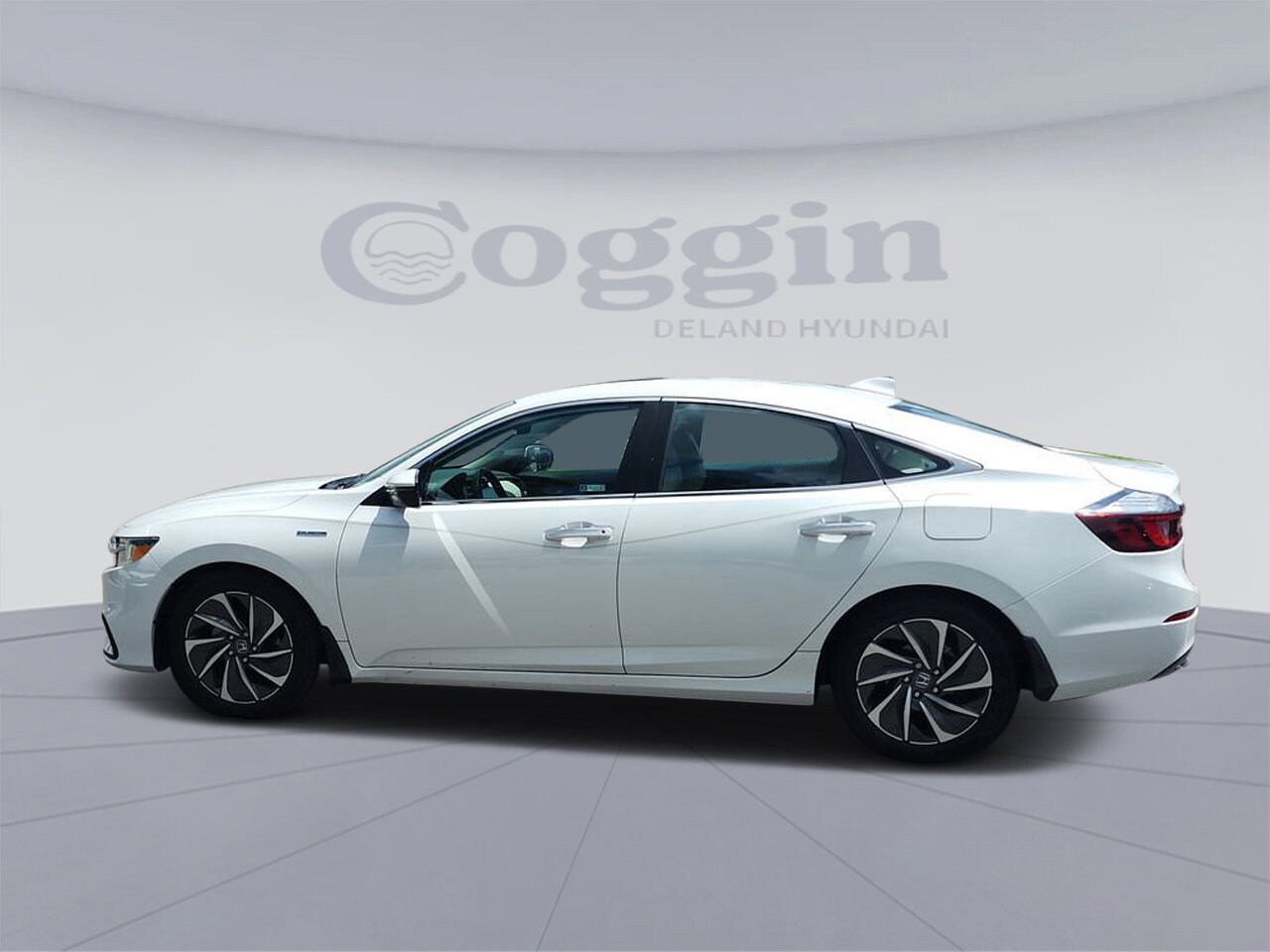 Used 2021 Honda Insight Touring with VIN 19XZE4F92ME001699 for sale in Deland, FL