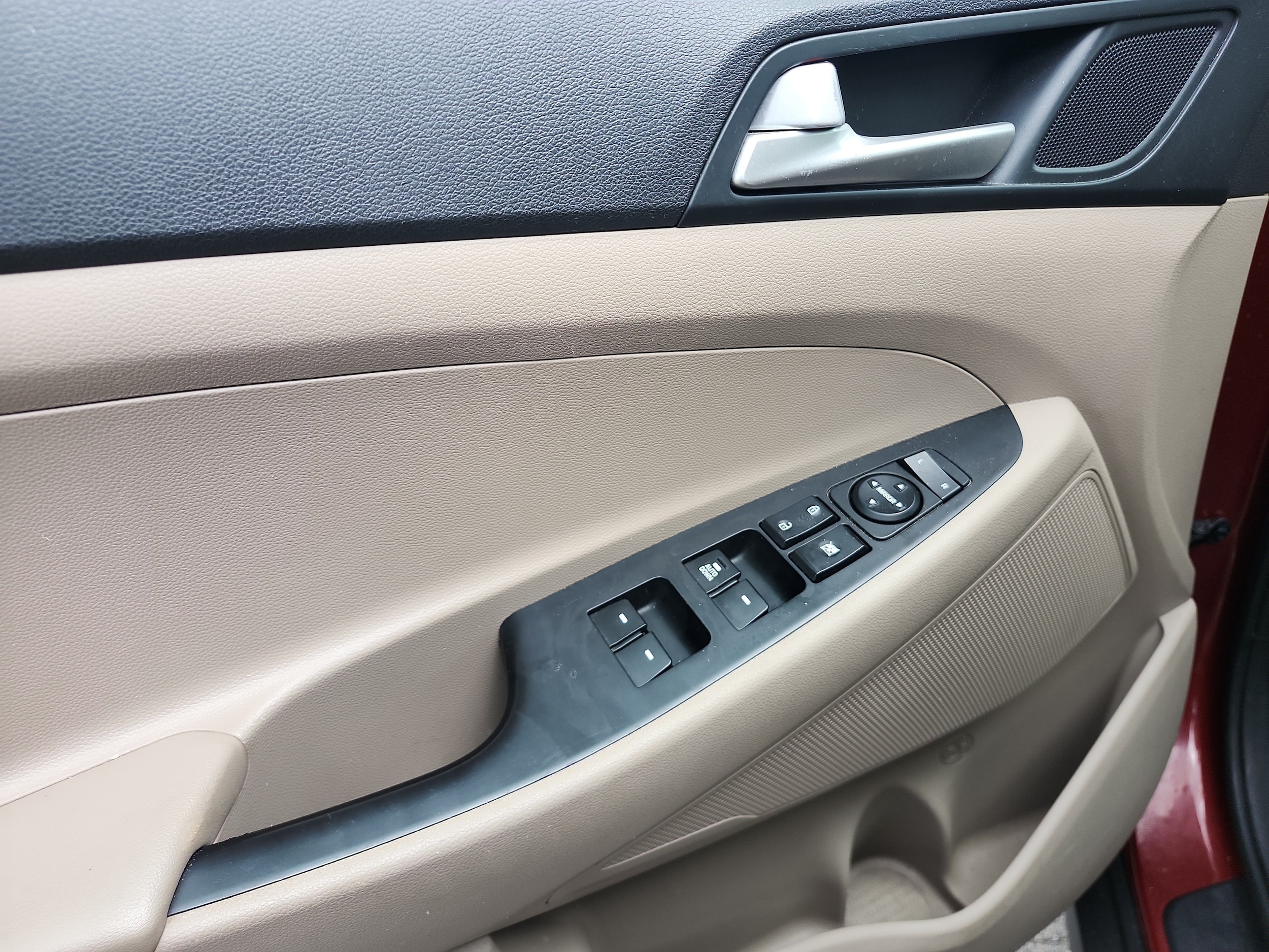 2019 Hyundai Tucson SE - Photo 18