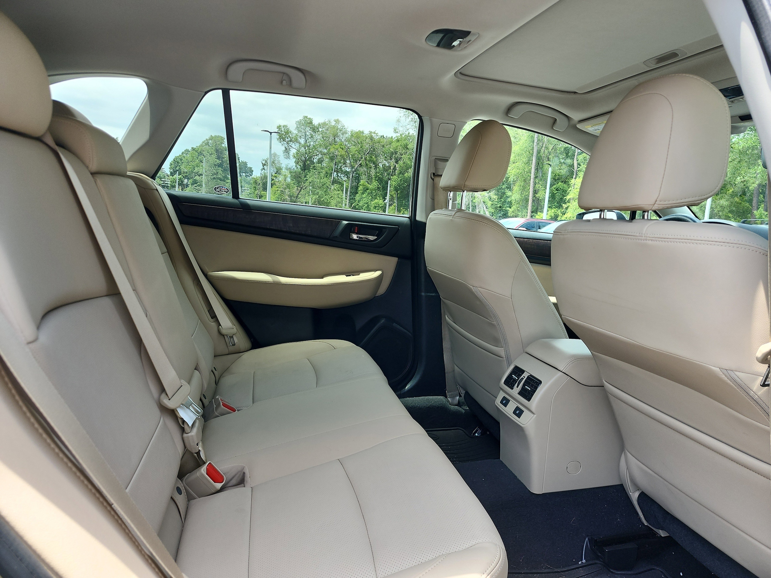2017 Subaru Outback Limited - Photo 19
