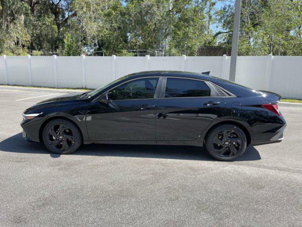 New 2026 Hyundai Elantra SEL Sport Sedan