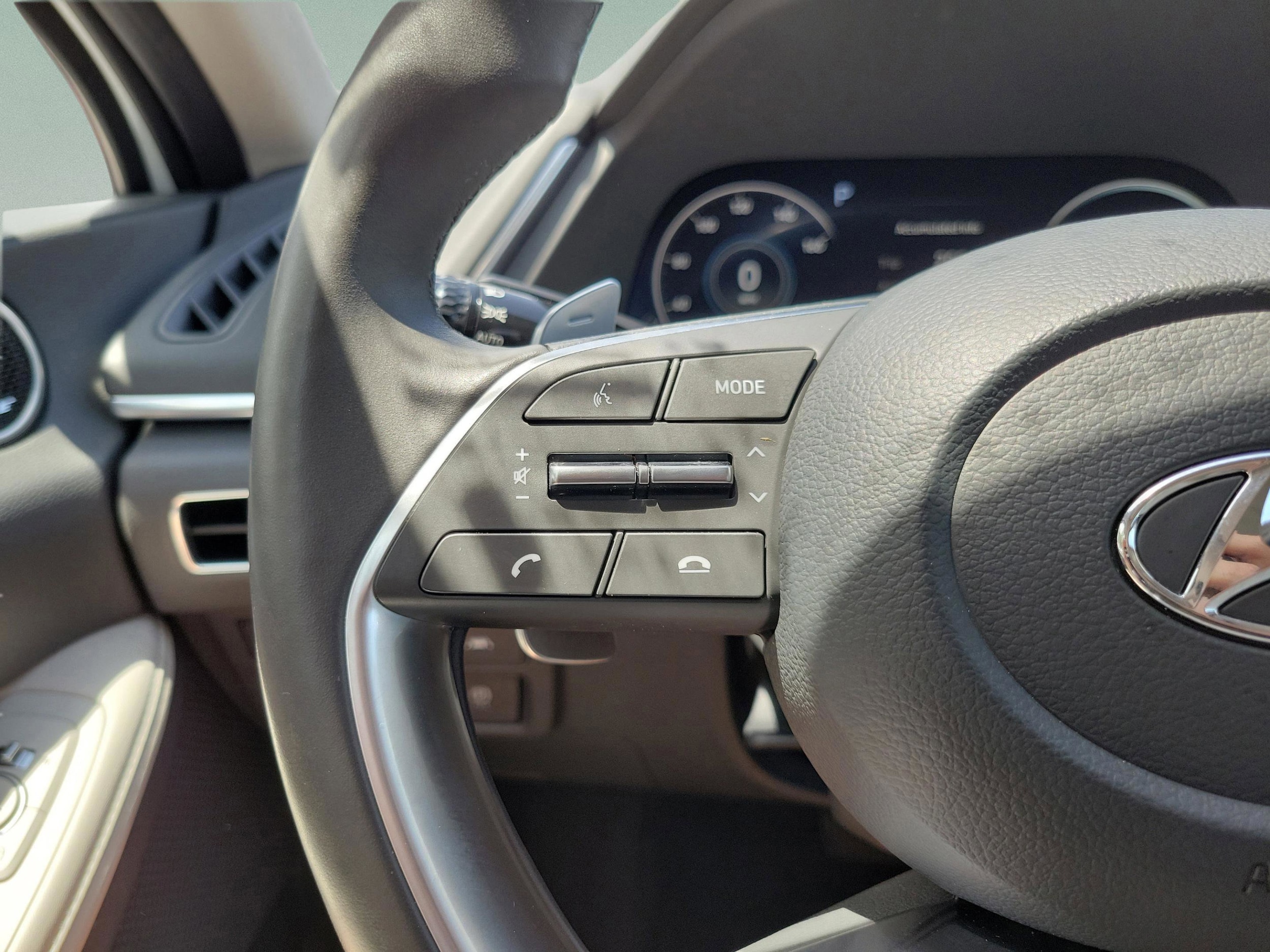 2022 Hyundai Sonata Limited - Photo 22