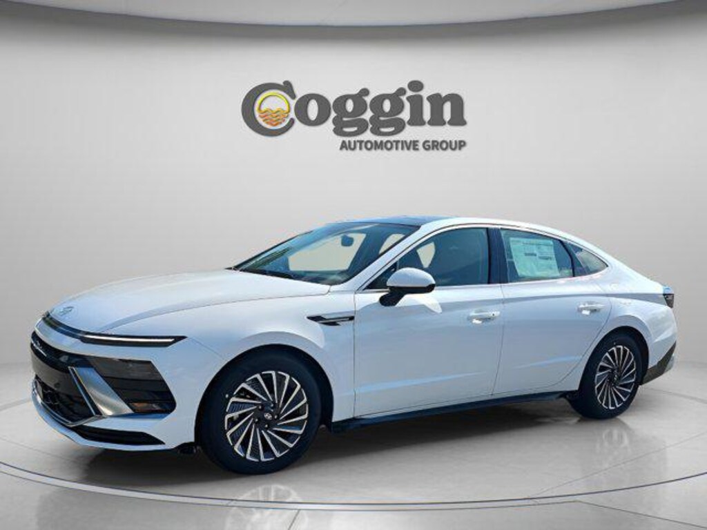 New 2026 Hyundai Sonata Hybrid SEL Sedan