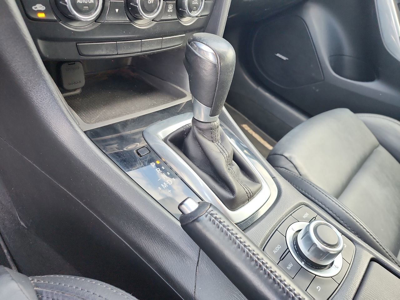 2015 Mazda MAZDA6 i Touring - Photo 15