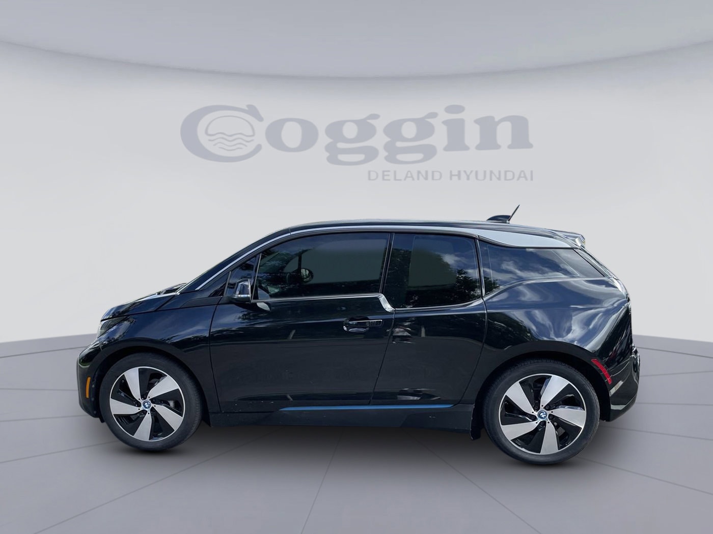 Used 2018 BMW i3 Base with VIN WBY7Z2C56JVE64746 for sale in DeLand, FL