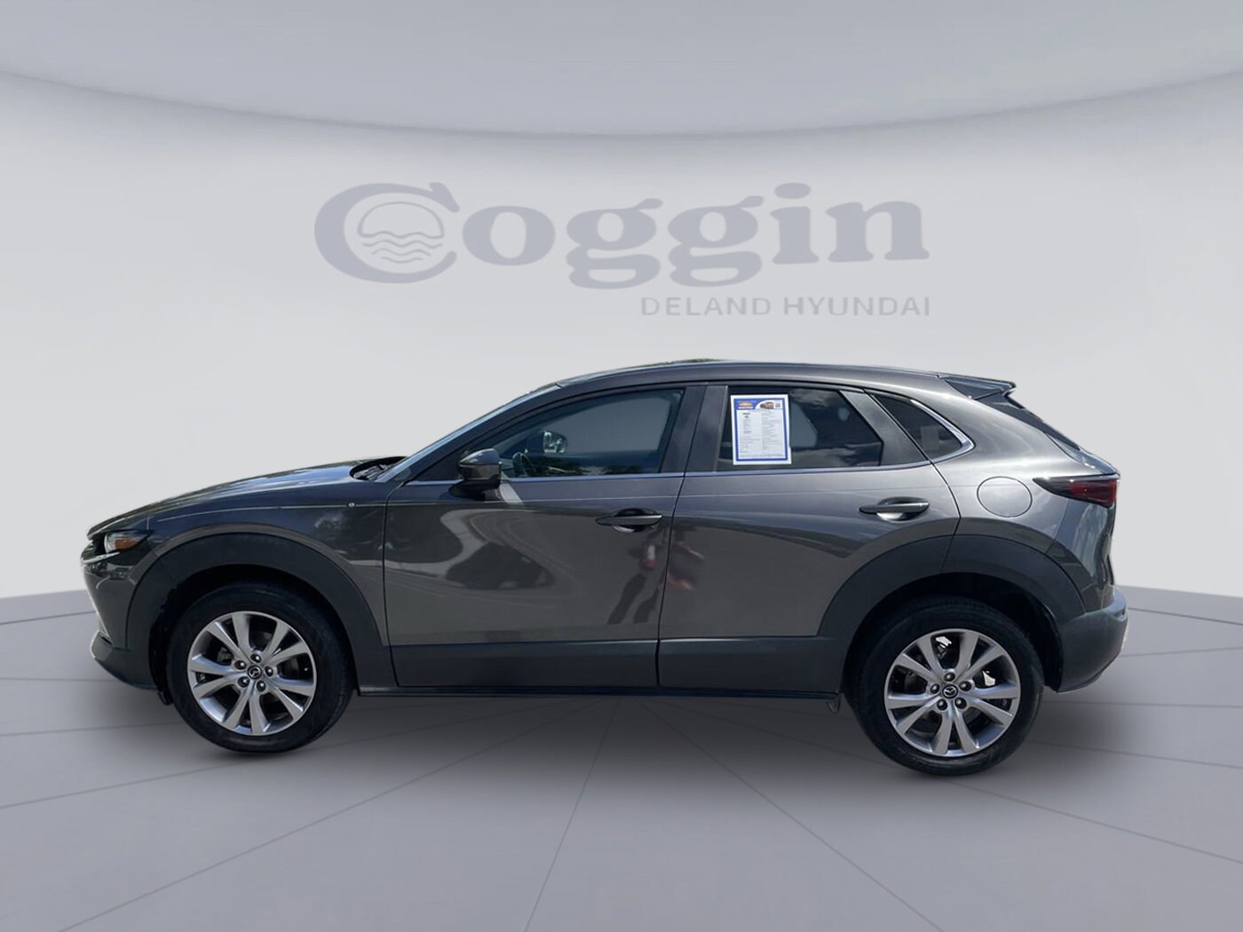 2021 Mazda CX-30 Preferred photo 2