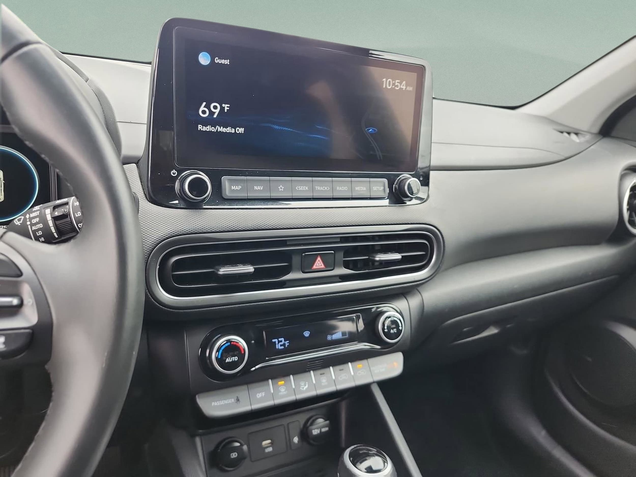 2022 Hyundai Kona Limited - Photo 12