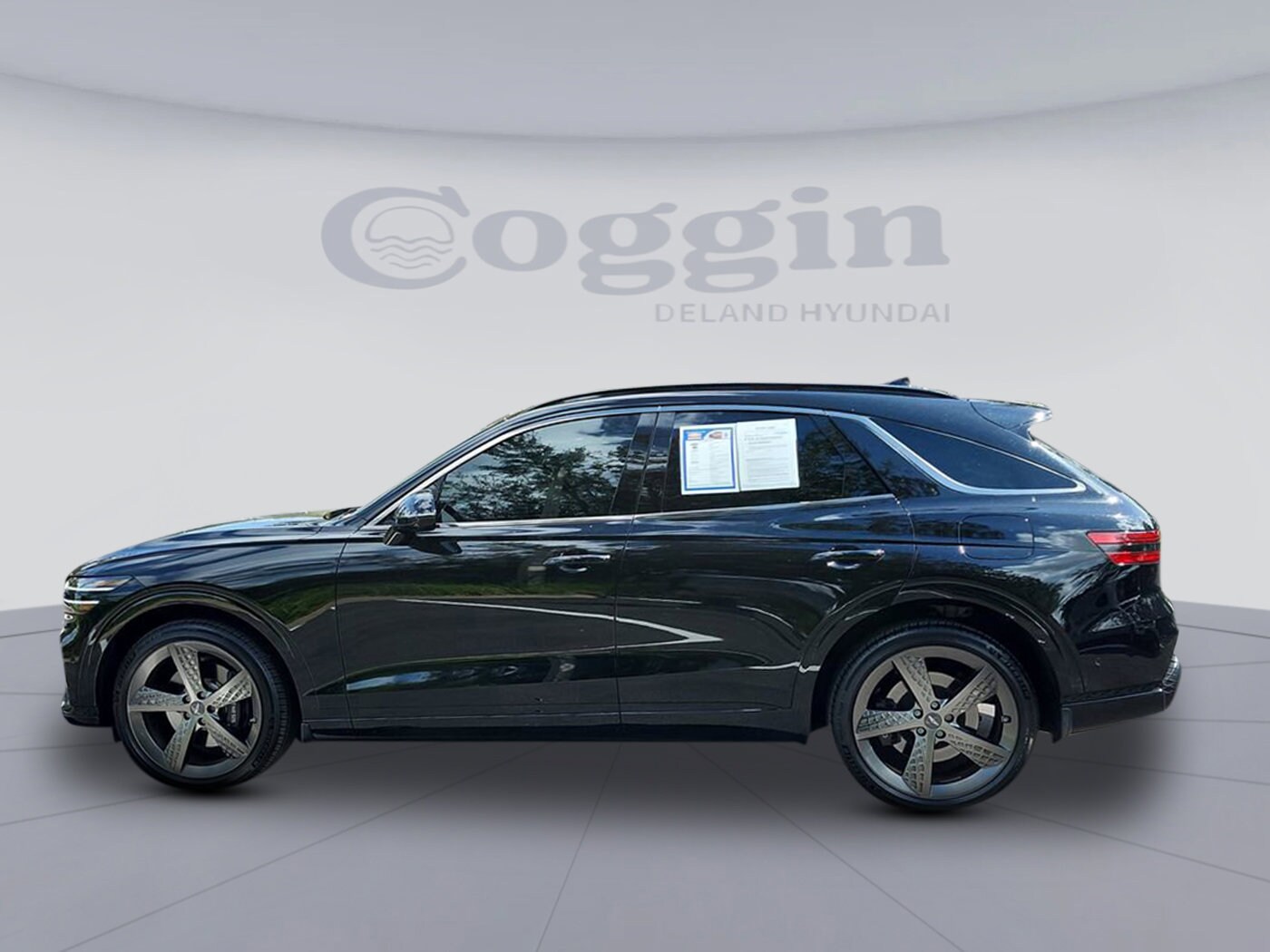 2025 Genesis GV70 2.5T Sport Prestige photo 2
