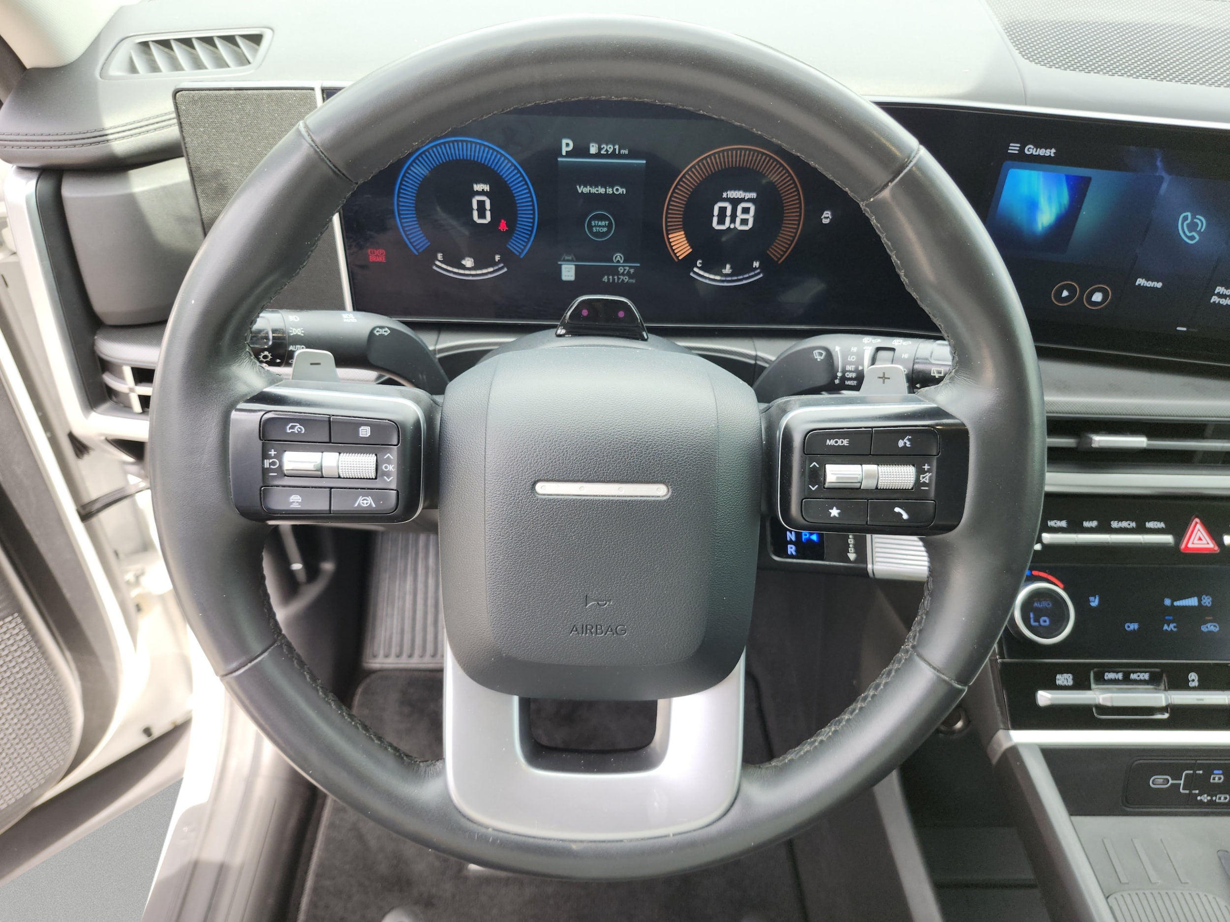 2025 Hyundai Santa Fe SEL - Photo 11