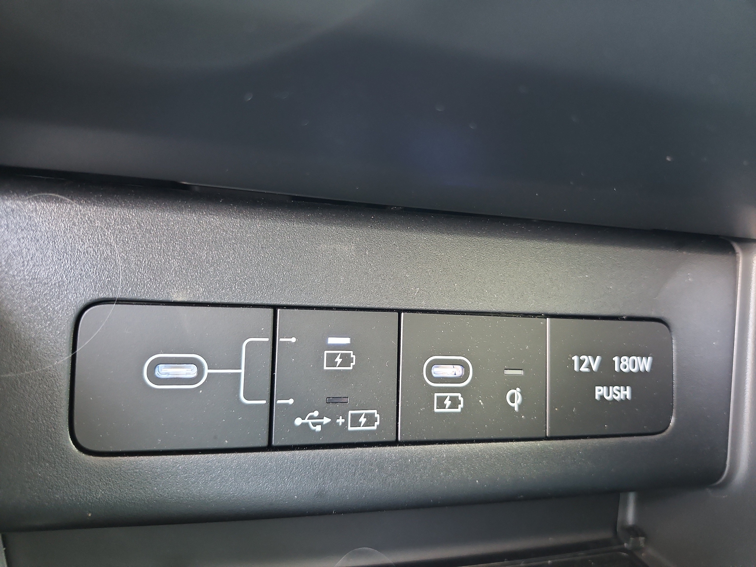 2024 Hyundai Sonata Hybrid SEL - Photo 29