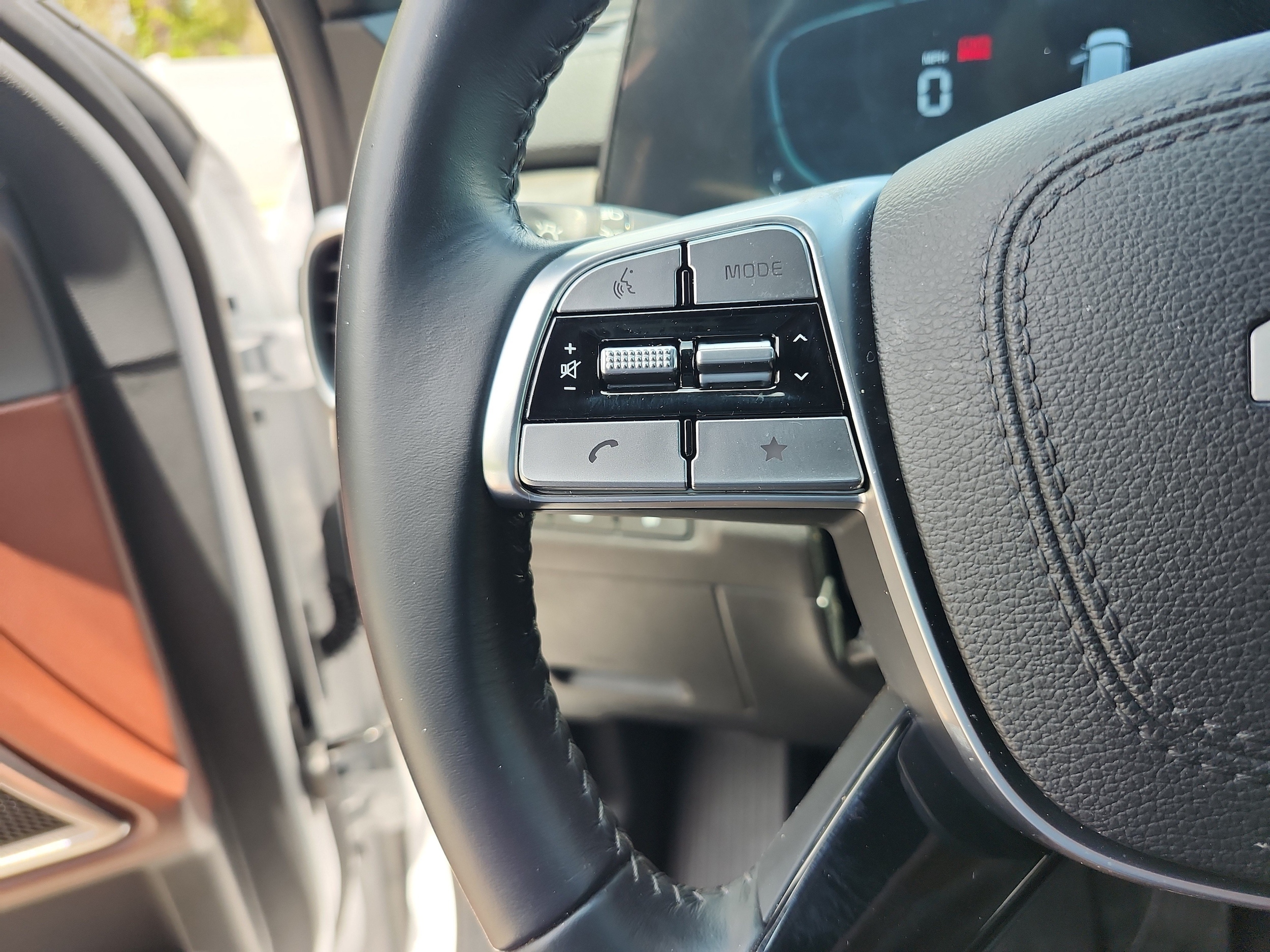 2024 Kia Telluride EX - Photo 15