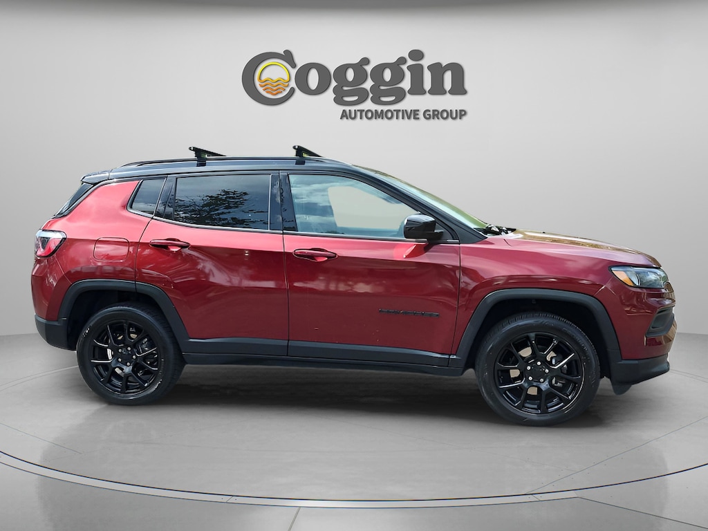 Used 2022 Jeep Compass Latitude SUV