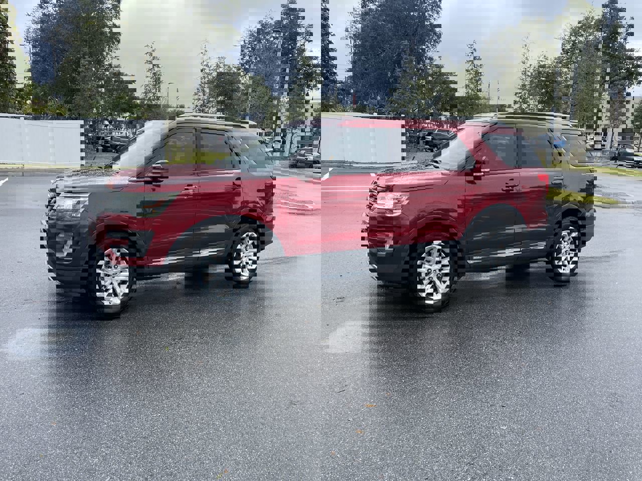 2017 Ford Explorer XLT's photo