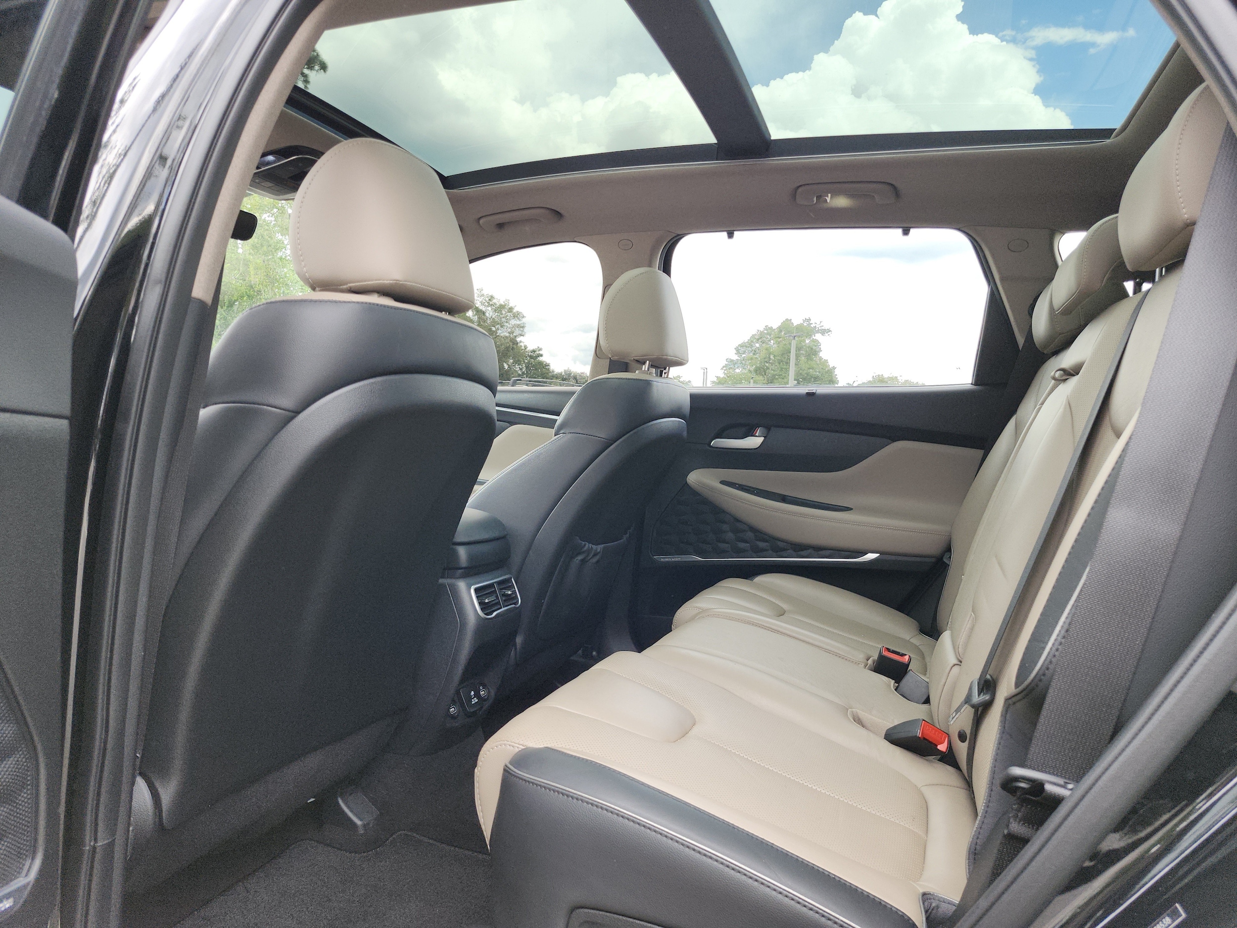 2021 Hyundai Santa Fe Limited - Photo 24