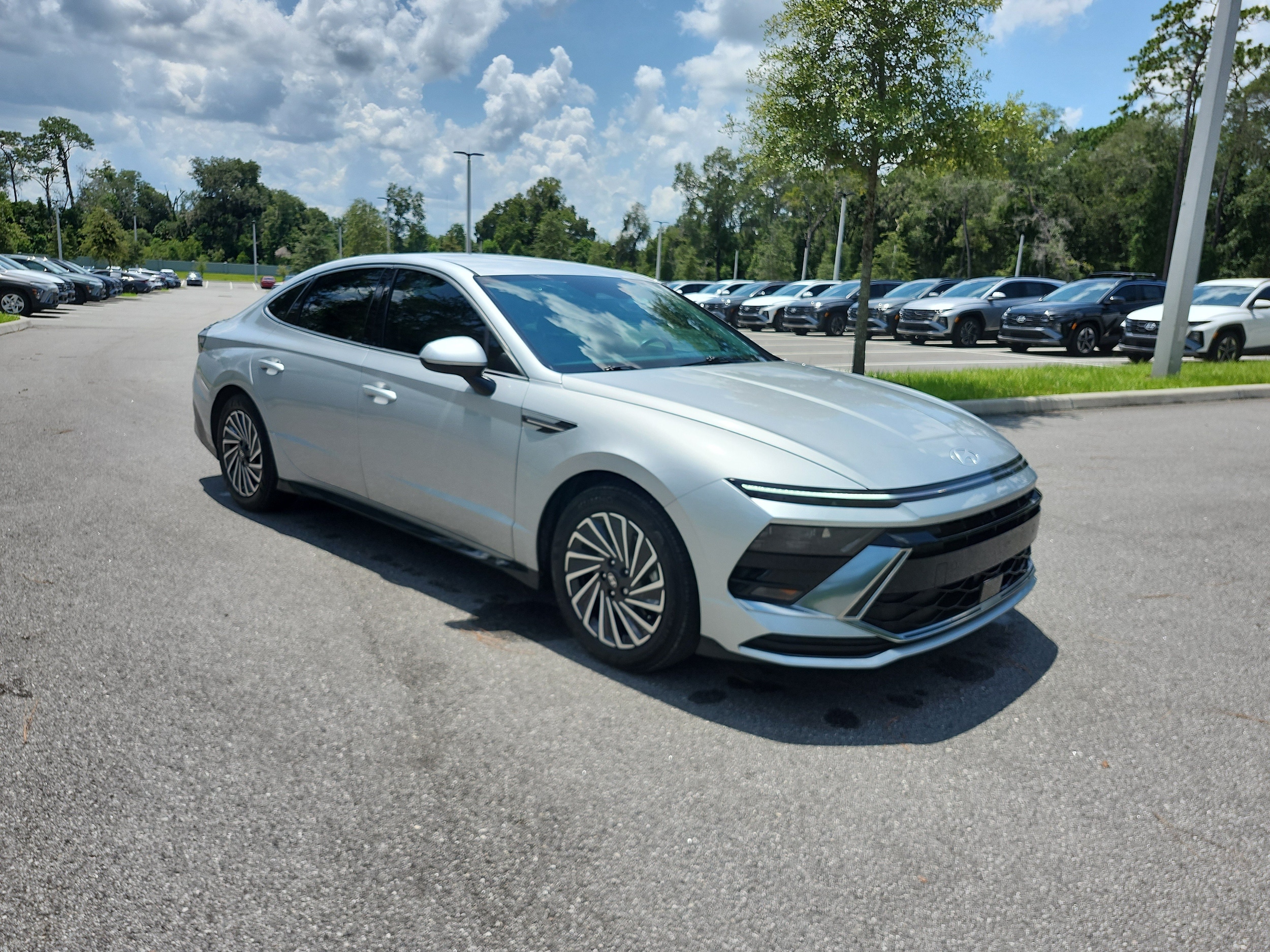 2024 Hyundai Sonata Hybrid SEL - Photo 8