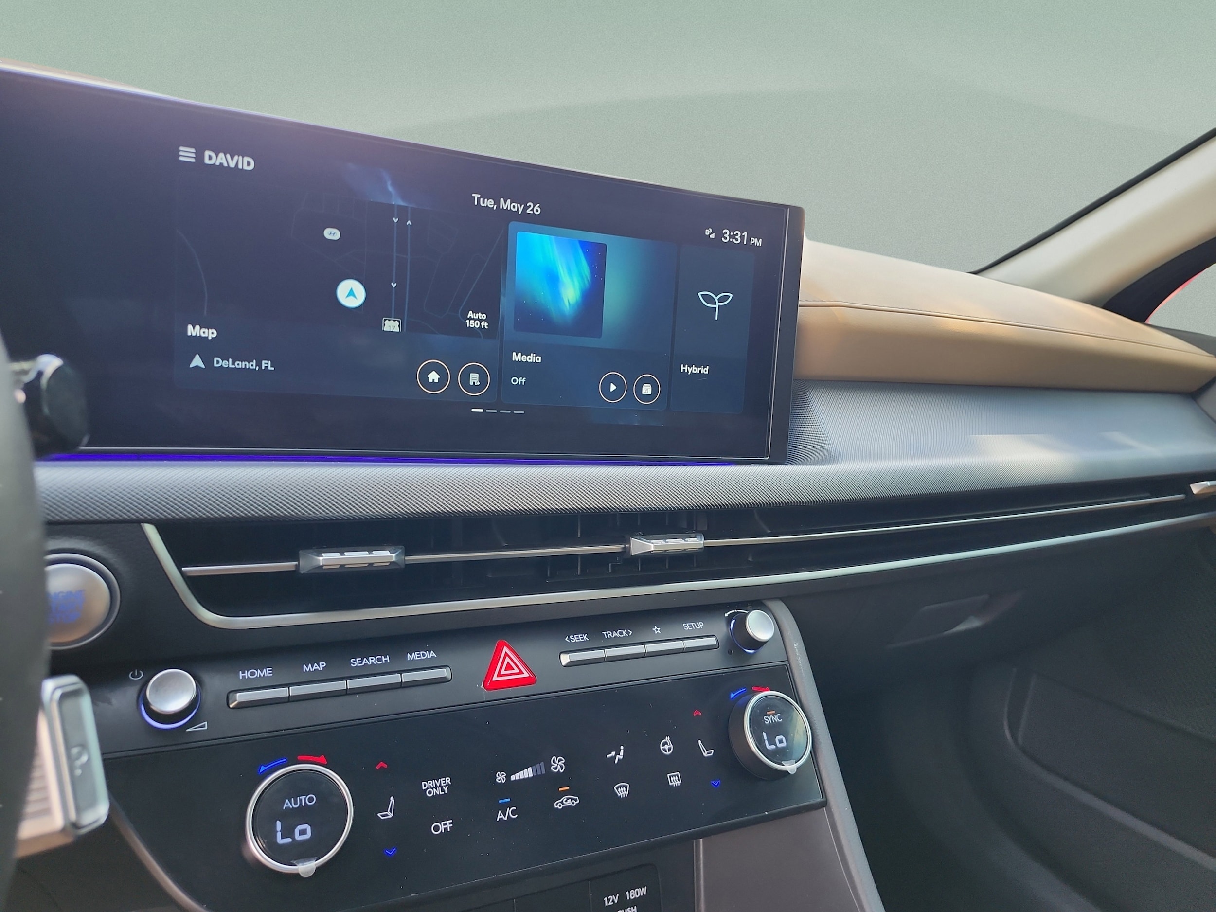 2024 Hyundai Sonata Hybrid Limited - Photo 13