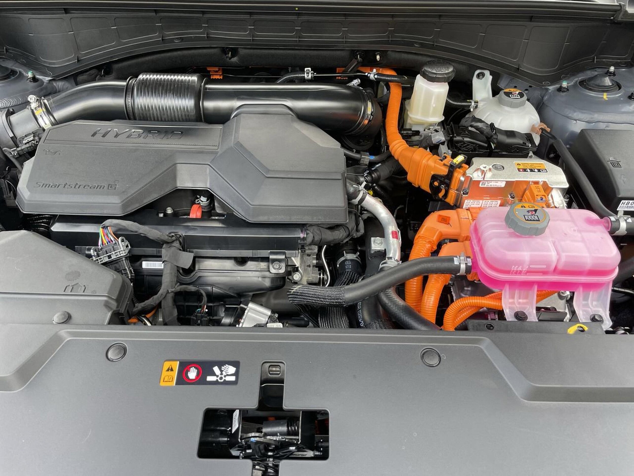 2026 Hyundai Santa Fe Limited - Photo 21
