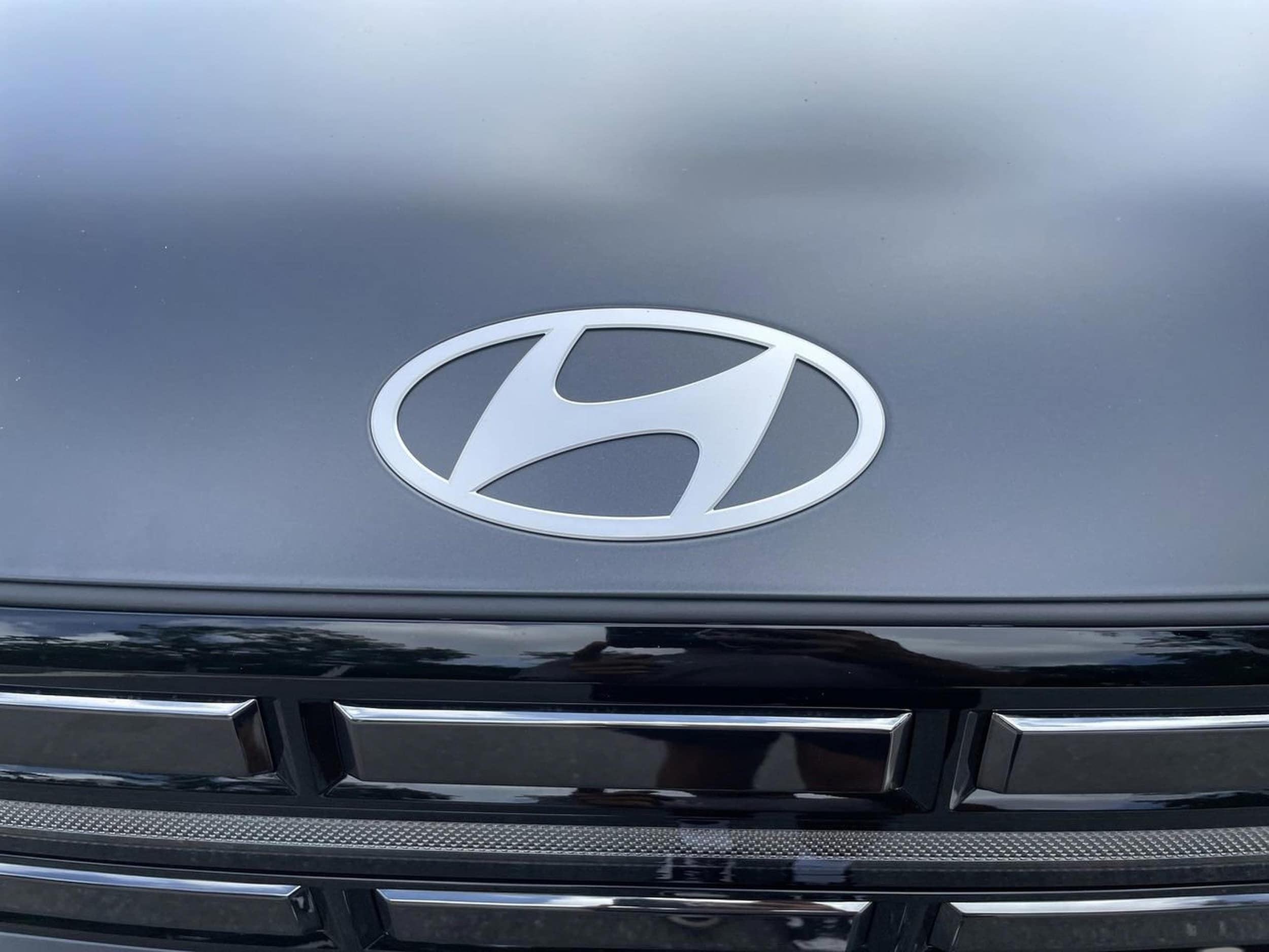2026 Hyundai Santa Fe Limited - Photo 23