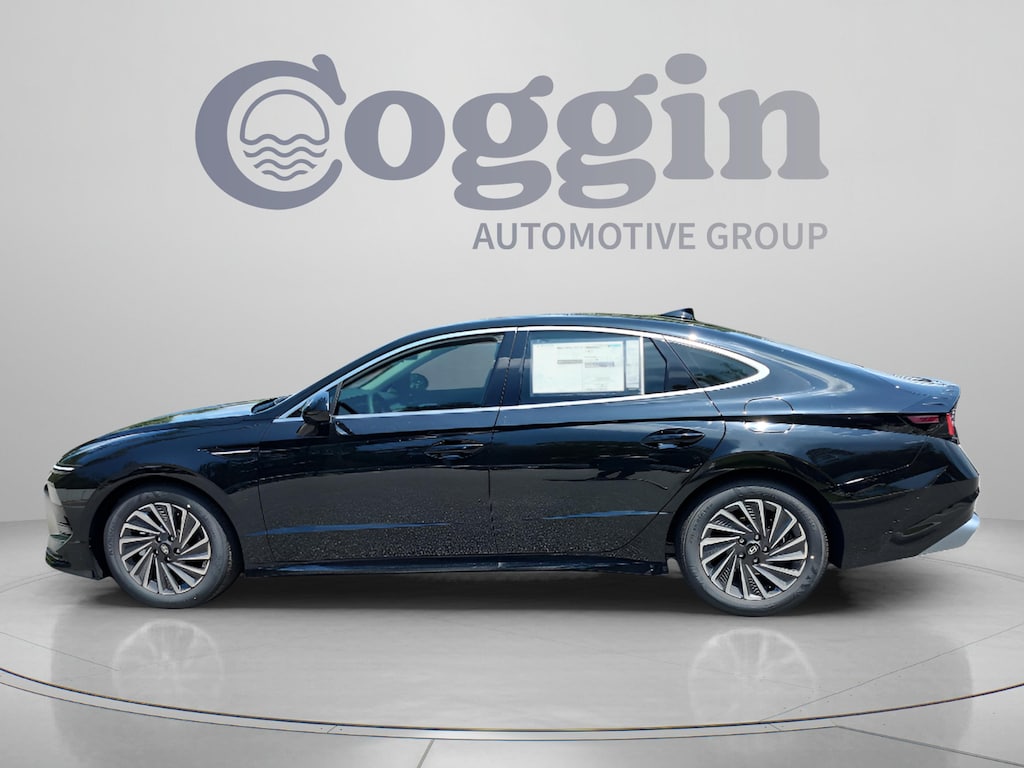 New 2026 Hyundai Sonata Hybrid SEL Sedan