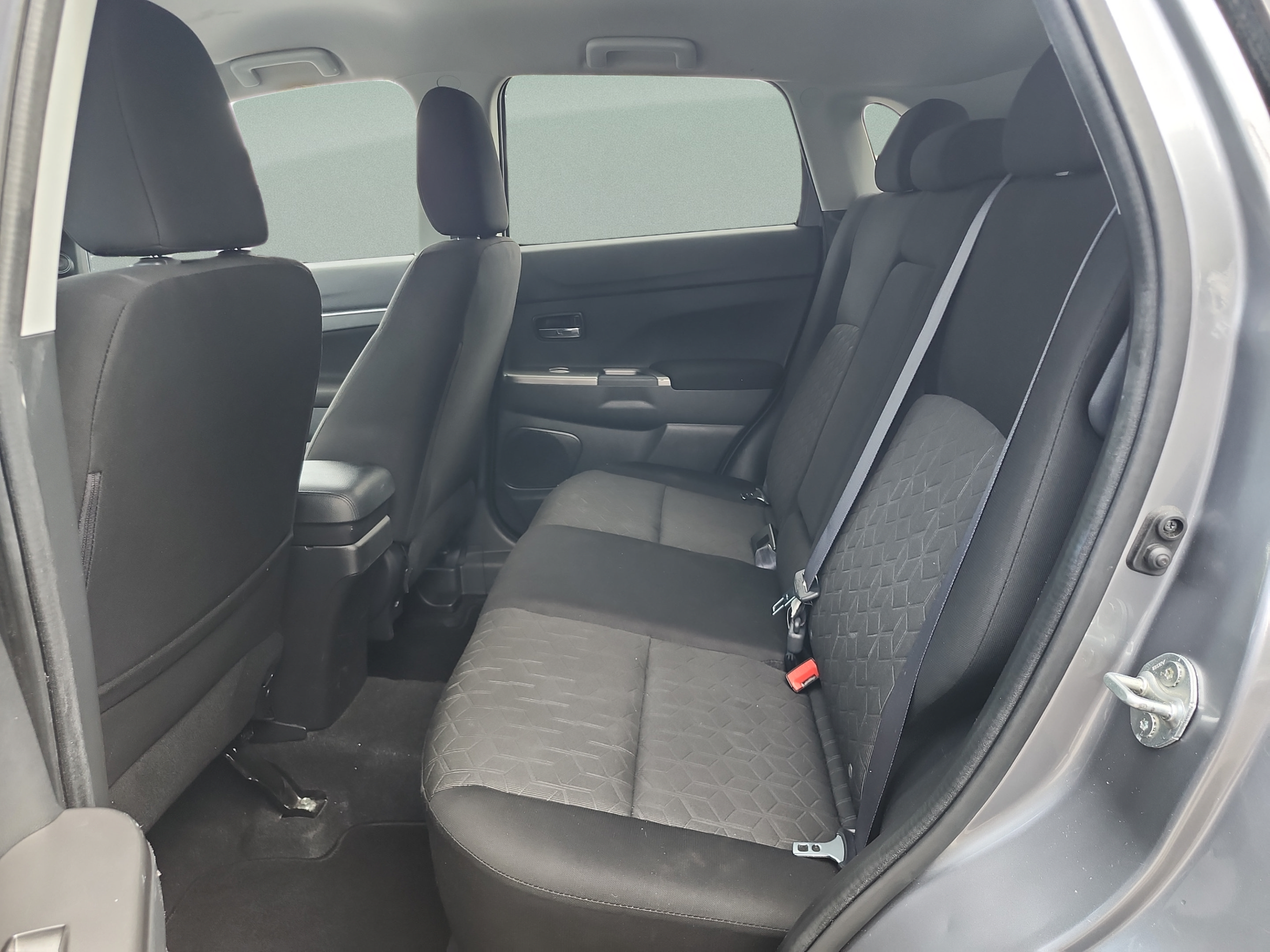 2020 Mitsubishi Outlander Sport SE - Photo 18