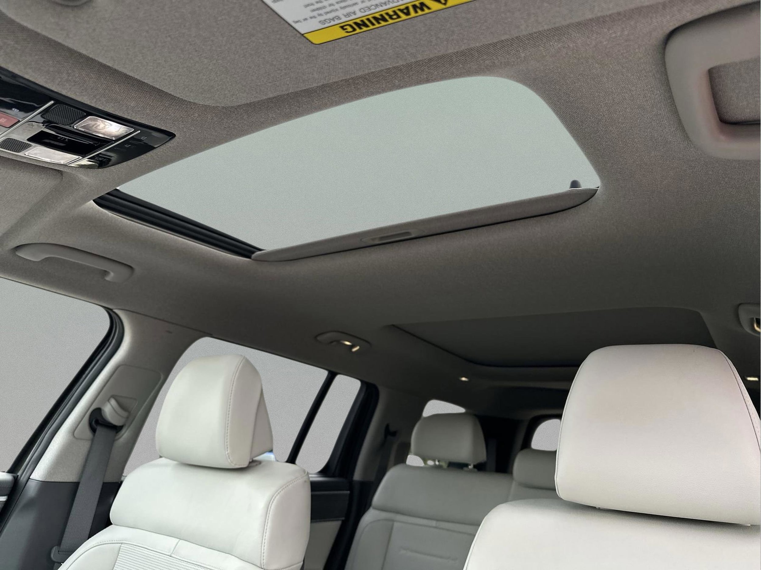 2024 Hyundai Santa Fe Limited - Photo 13