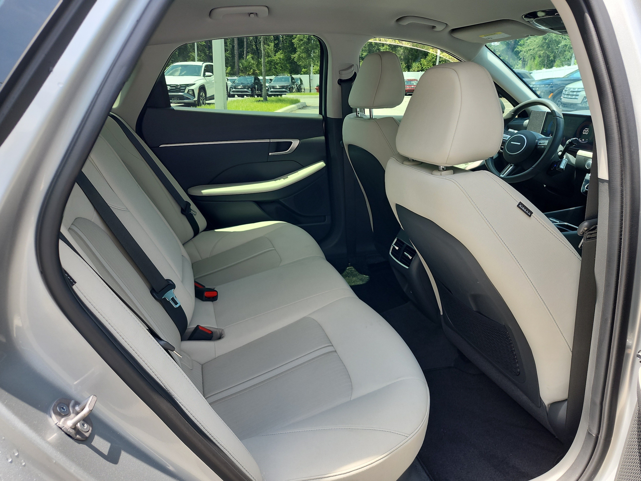 2024 Hyundai Sonata Hybrid SEL - Photo 17