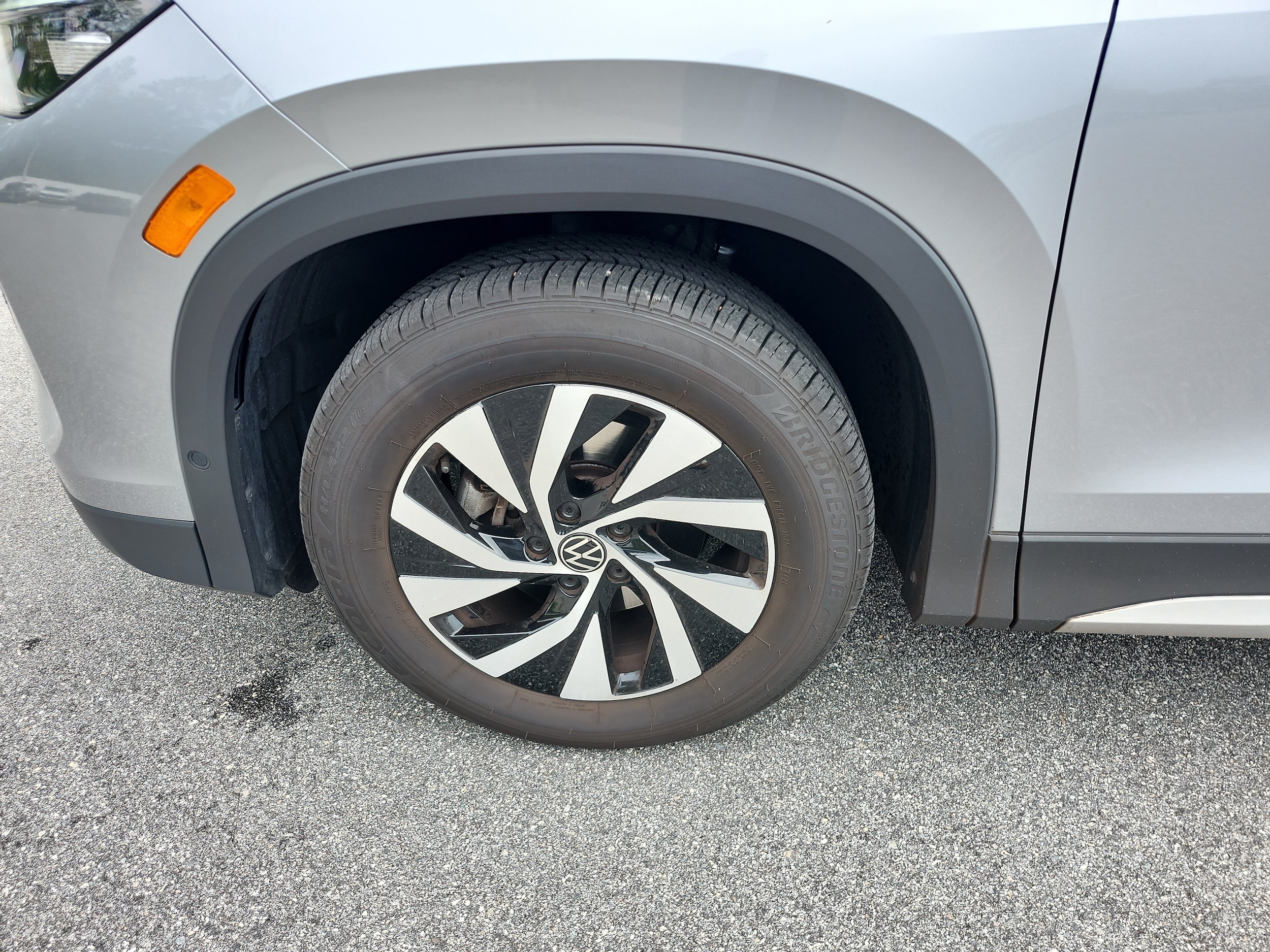 2025 Volkswagen Tiguan S - Photo 9