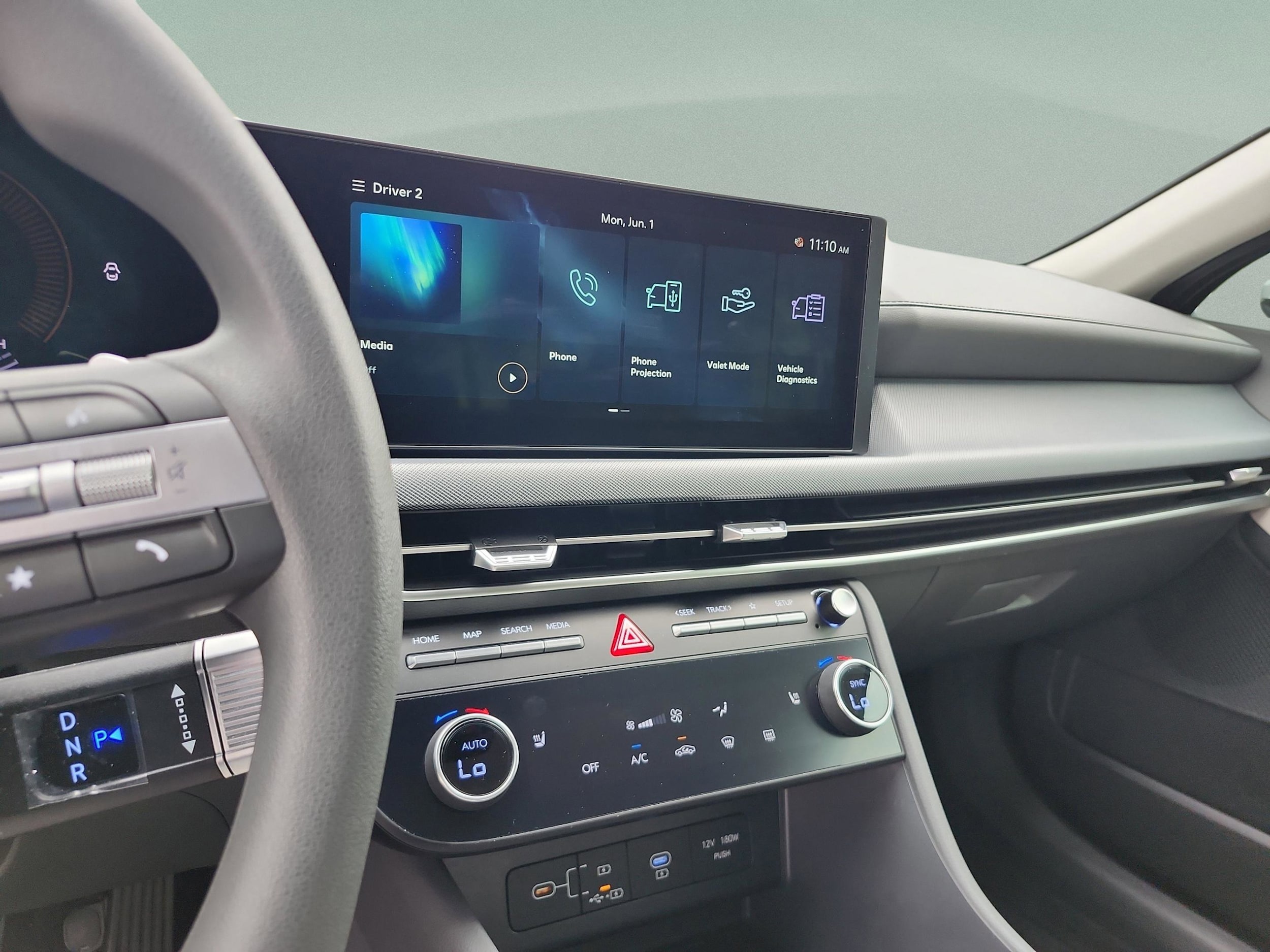 2025 Hyundai Sonata SEL - Photo 12
