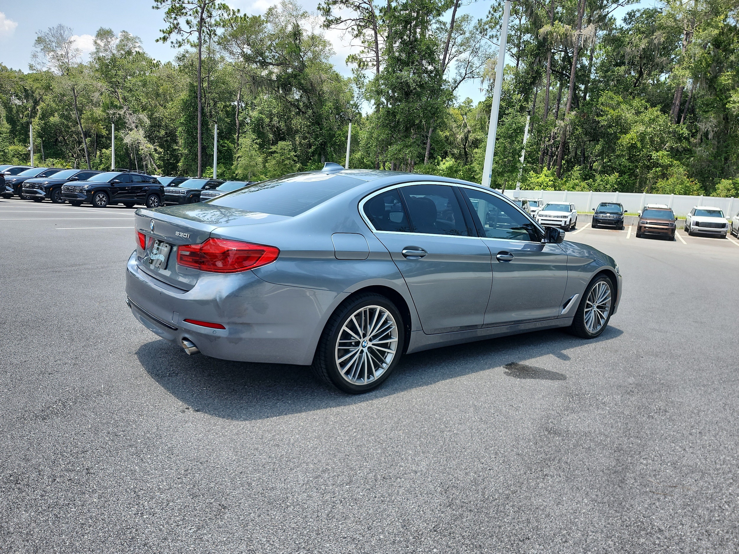 2020 BMW 5 Series 530i - Photo 6