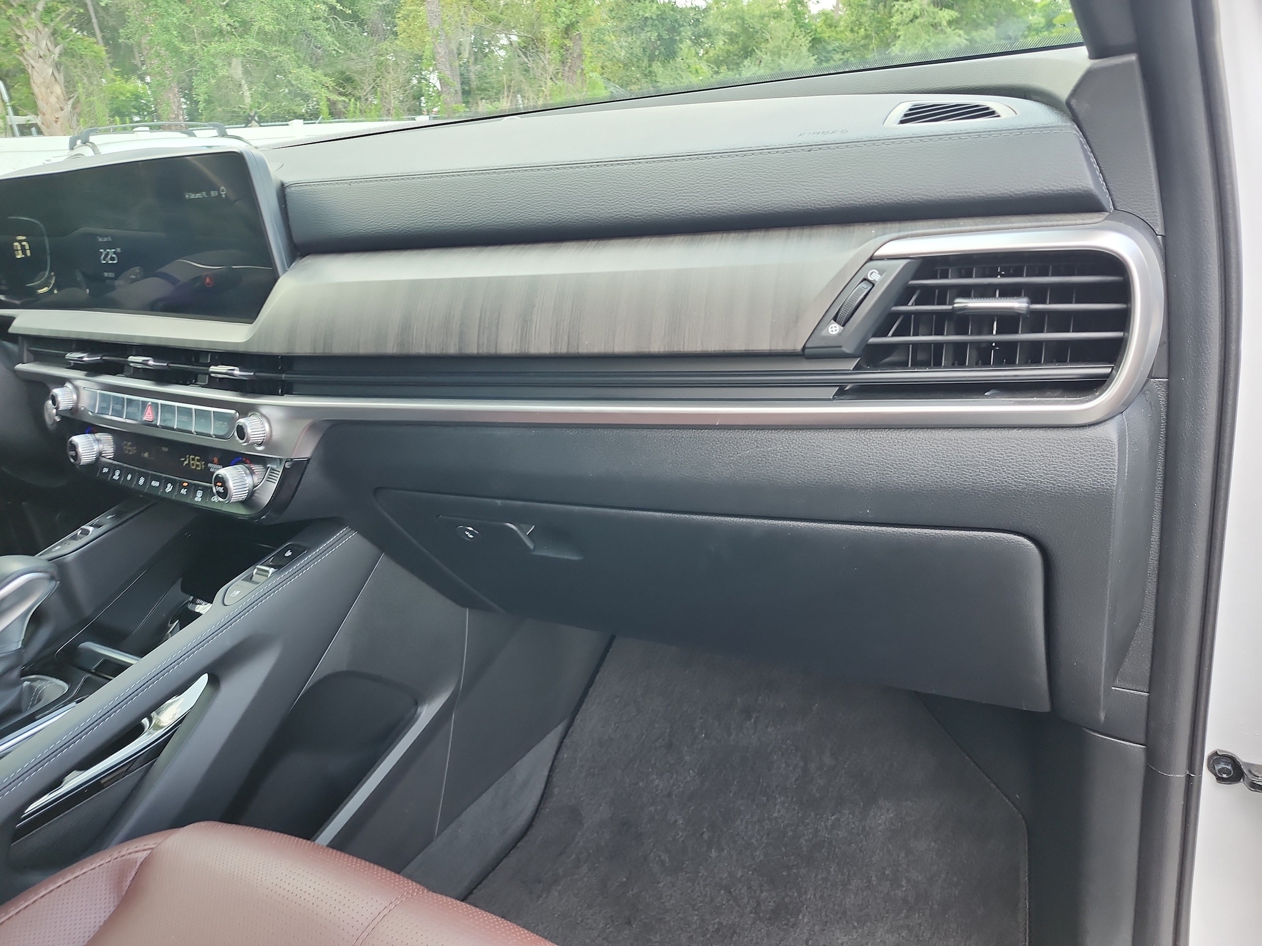 2024 Kia Telluride EX - Photo 22