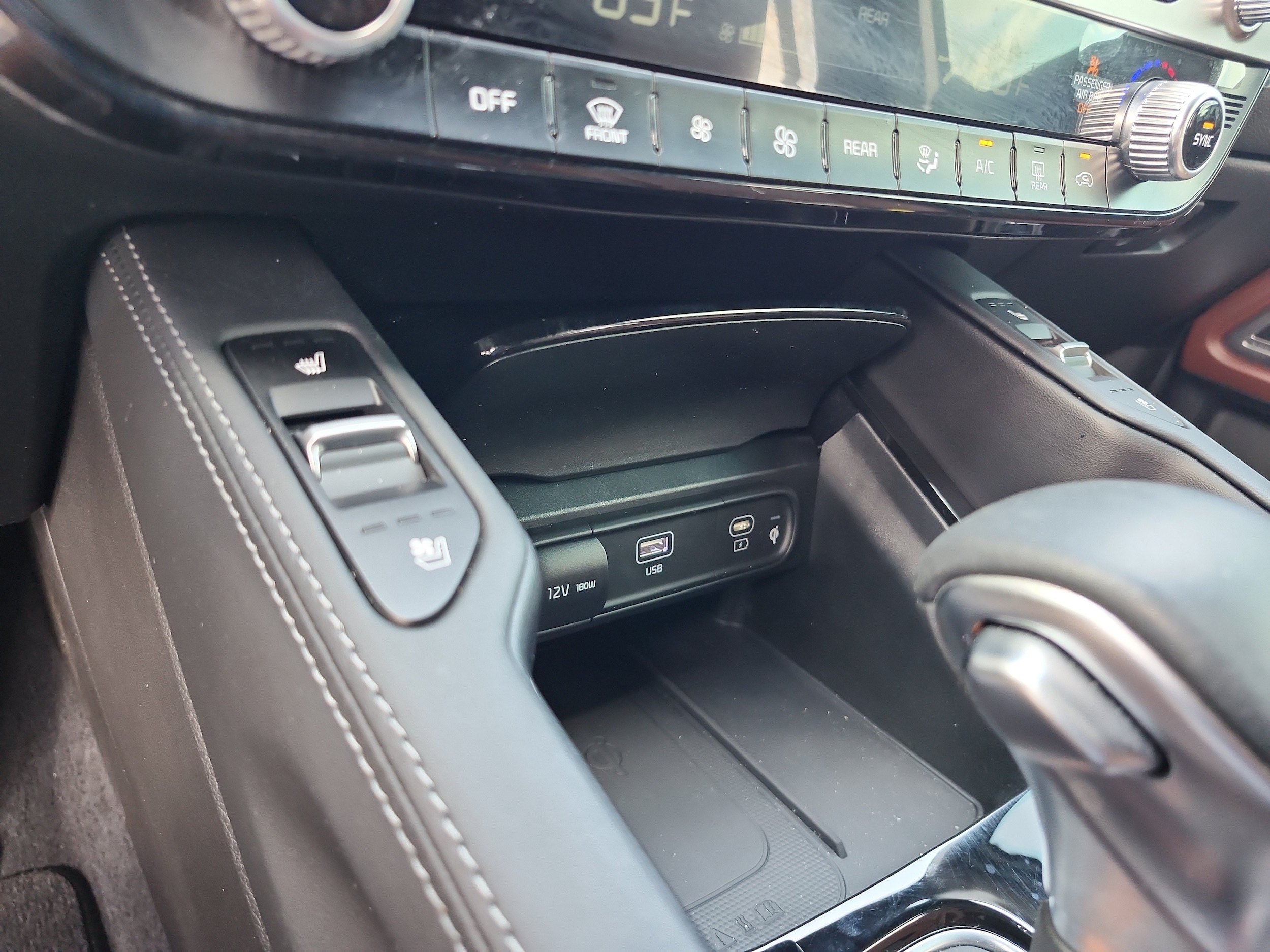 2024 Kia Telluride EX - Photo 32