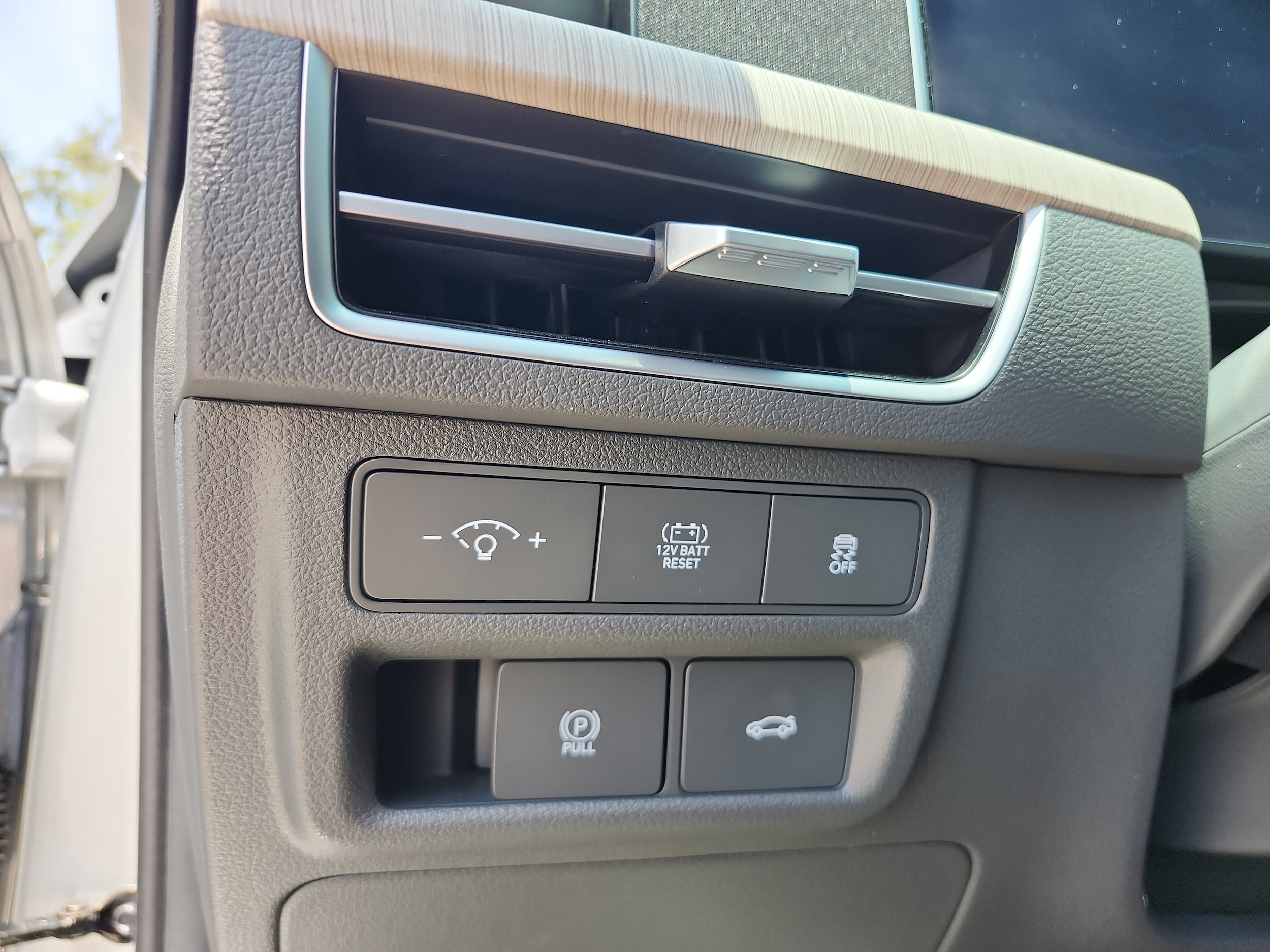 2024 Hyundai Sonata Hybrid SEL - Photo 31