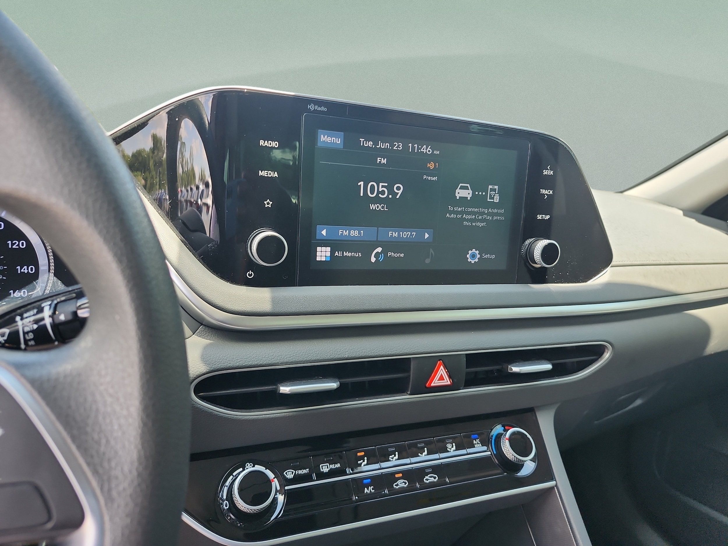 2023 Hyundai Sonata SE - Photo 13