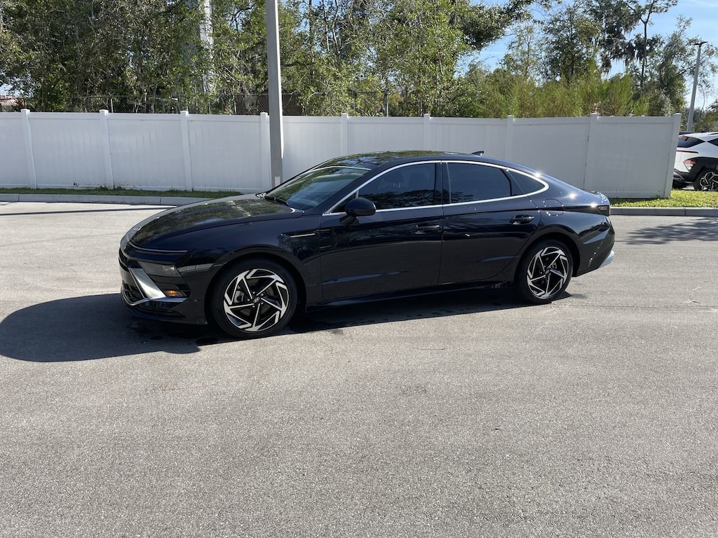 Used 2024 Hyundai Sonata SEL Sedan