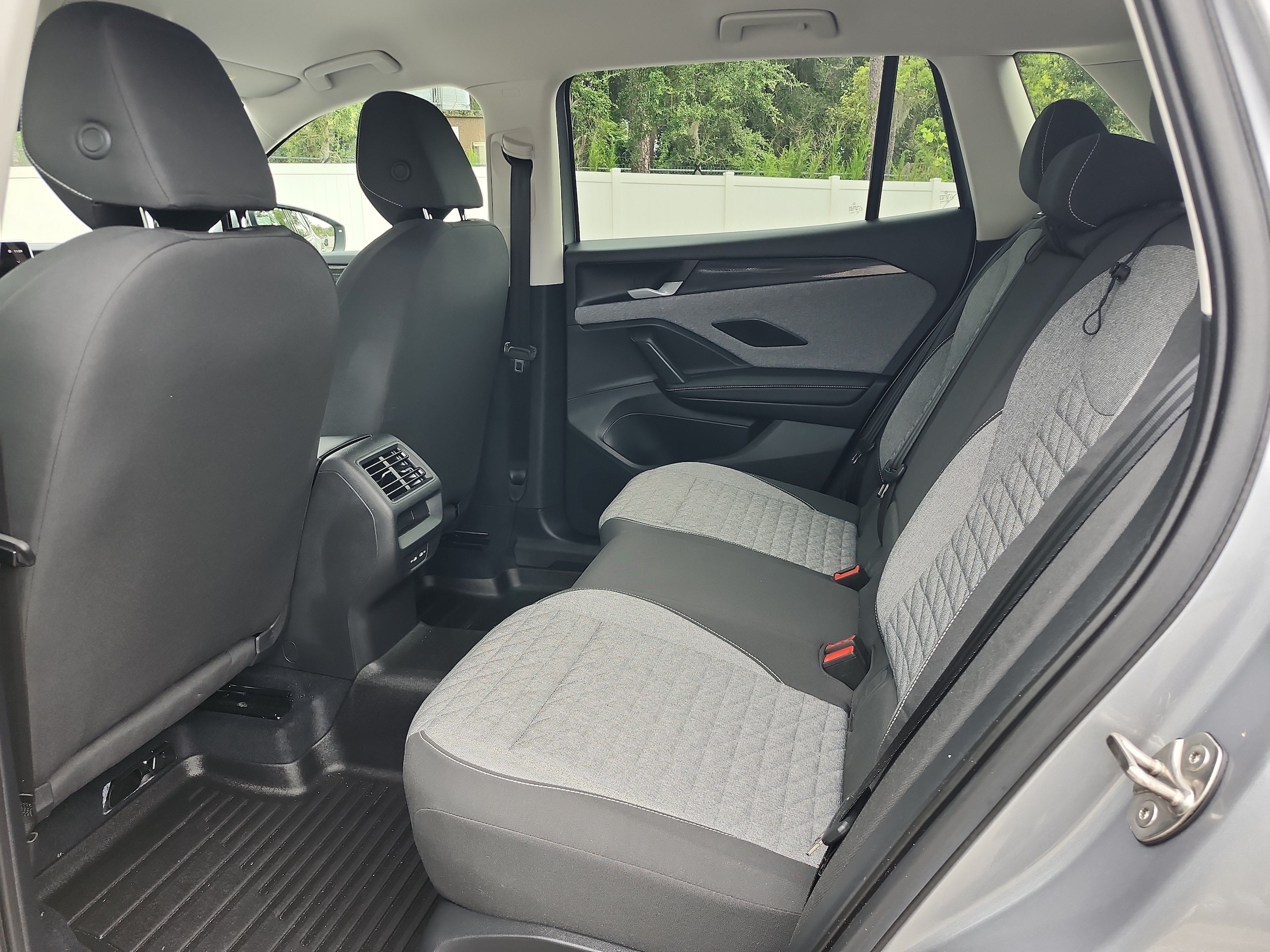 2025 Volkswagen Tiguan S - Photo 18